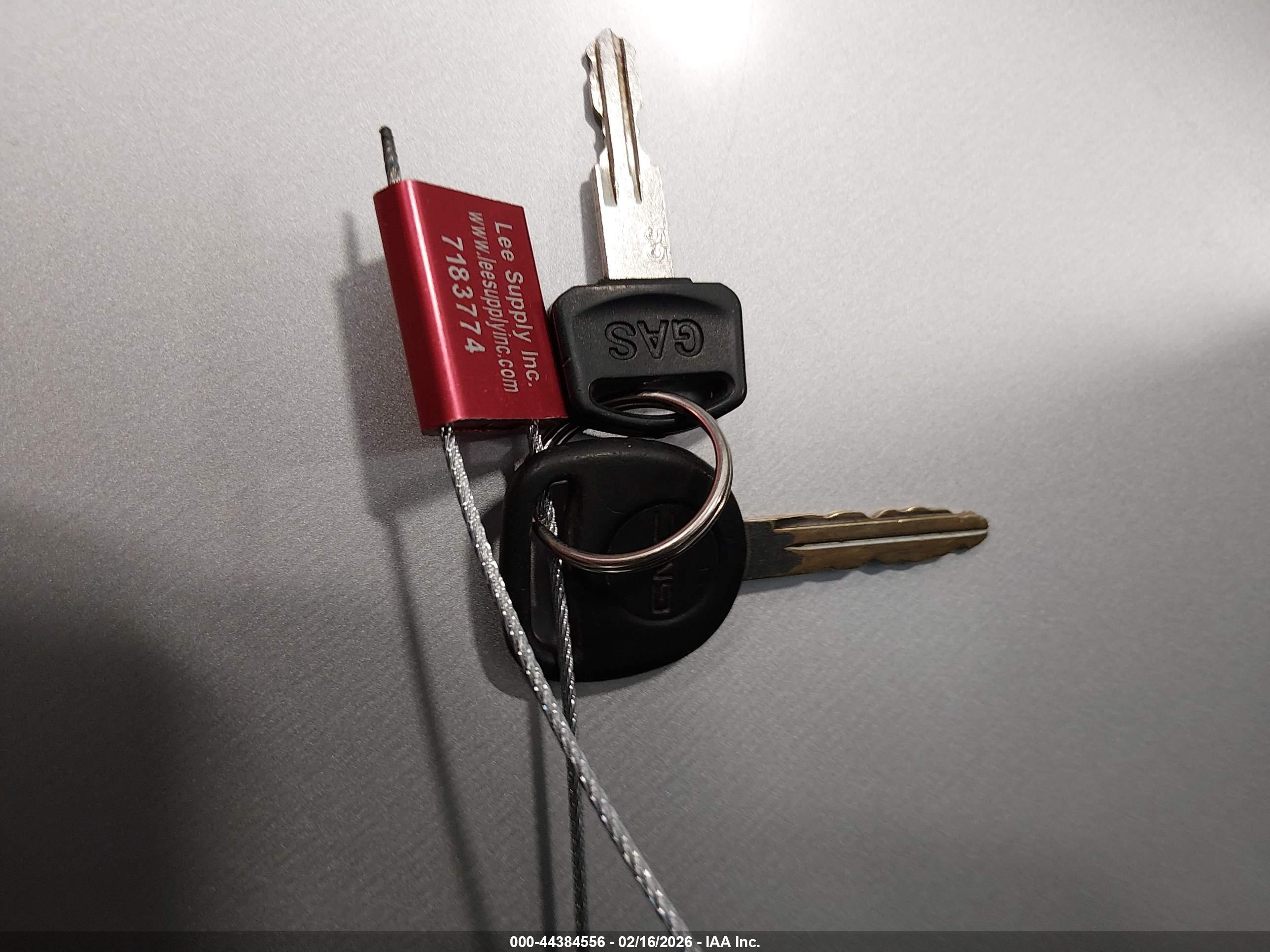 GMC YUKON image 11