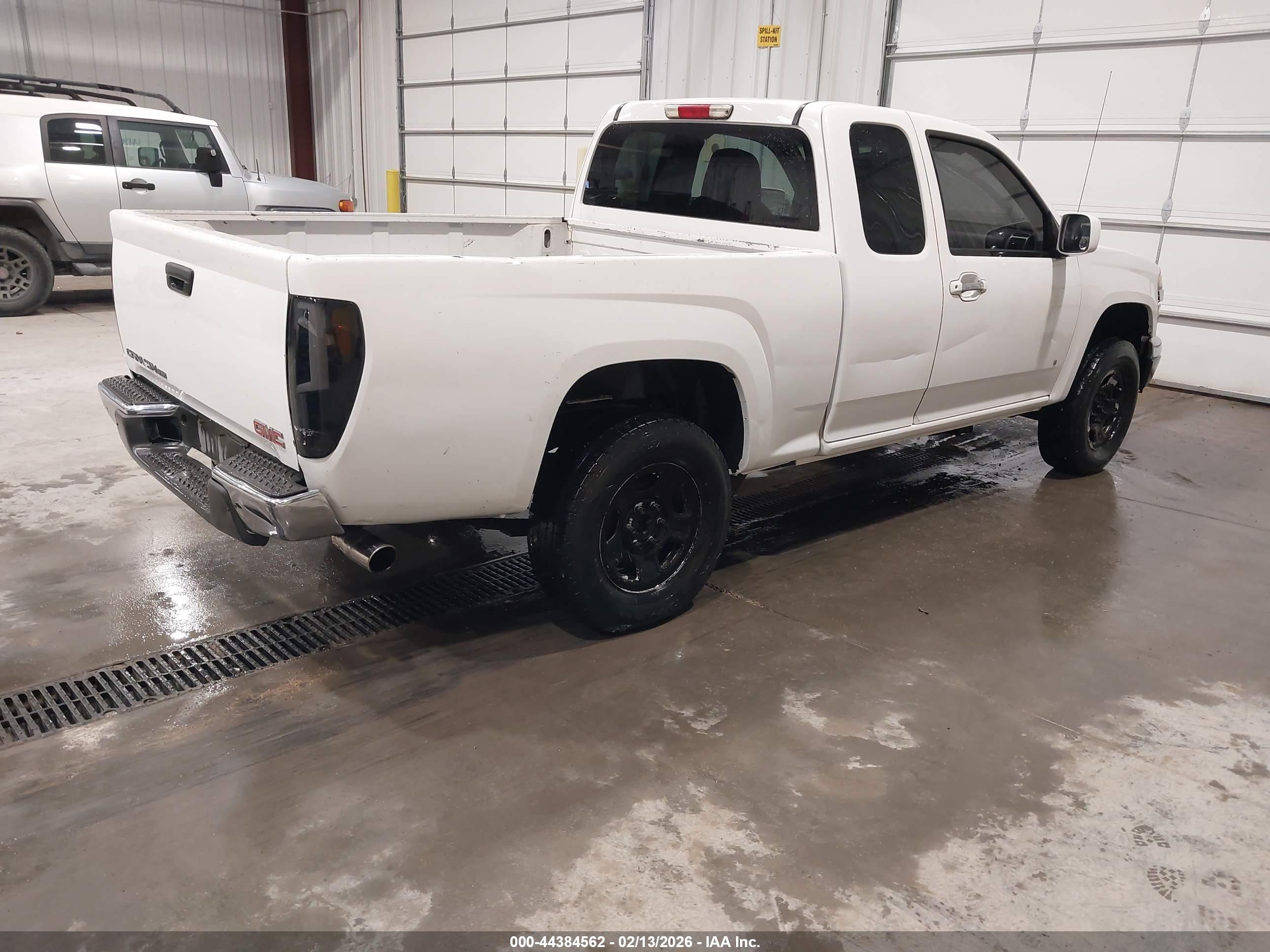 GMC CANYON image 4