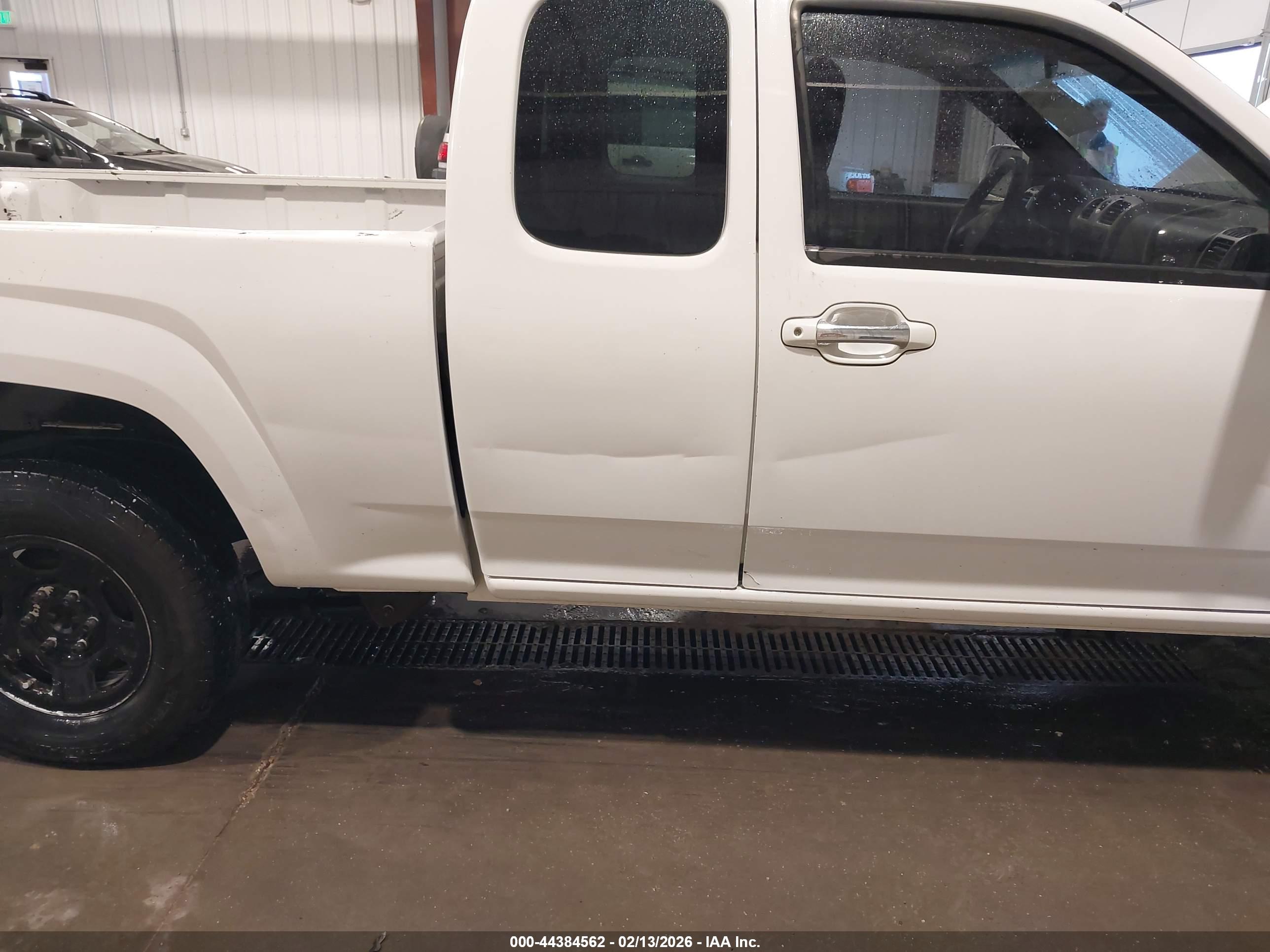 GMC CANYON image 6