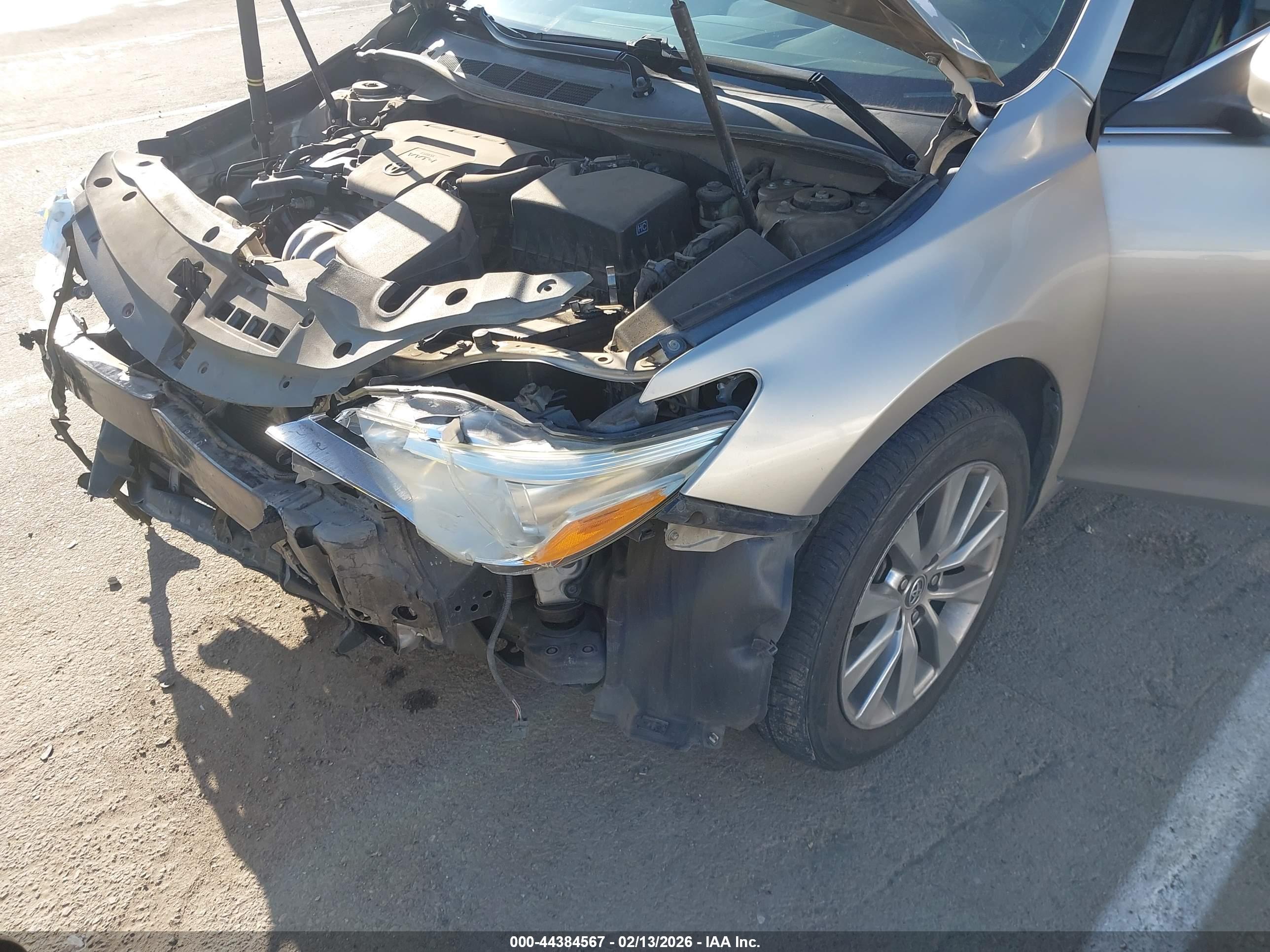 TOYOTA CAMRY image 6