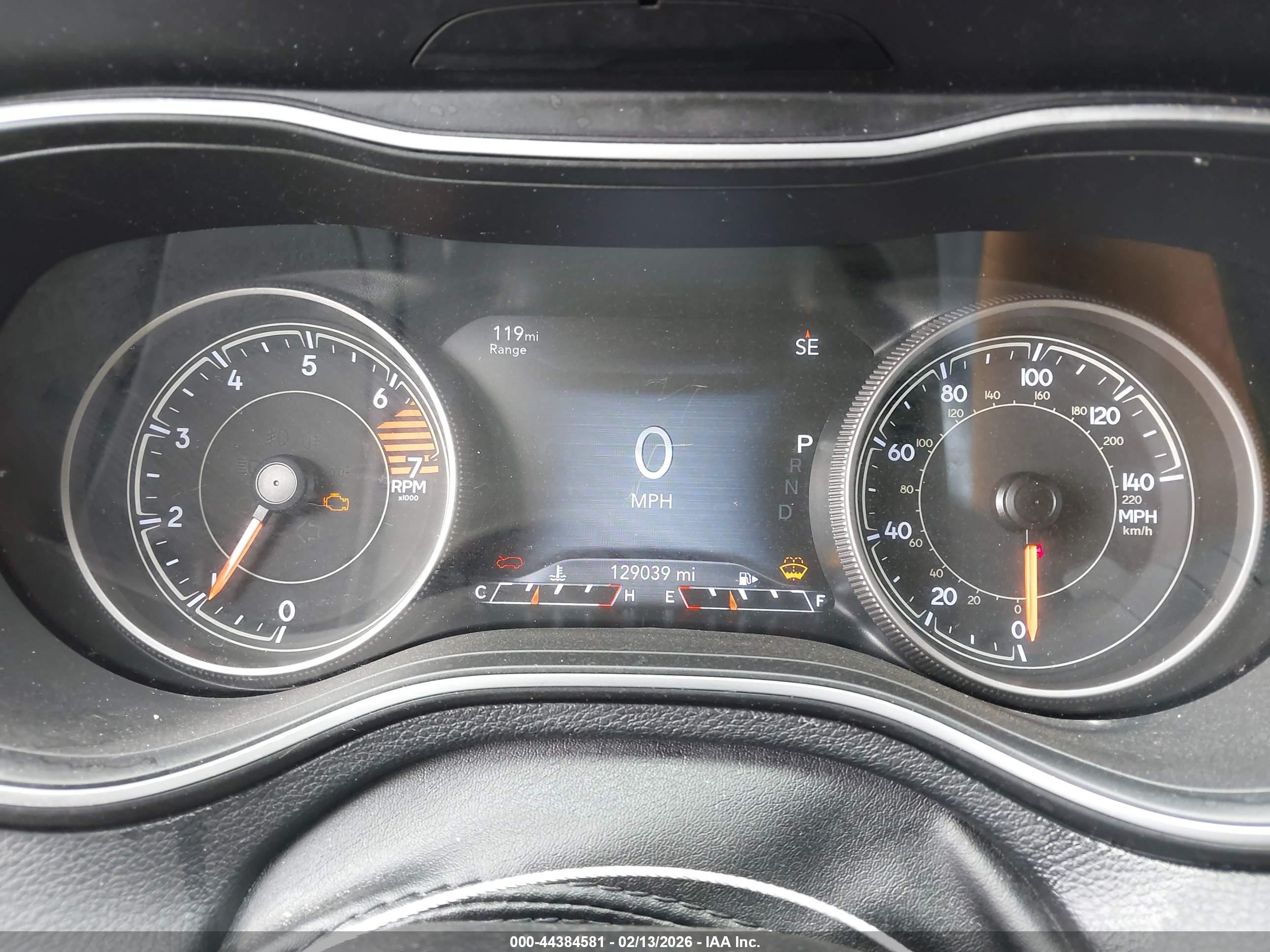JEEP CHEROKEE image 7