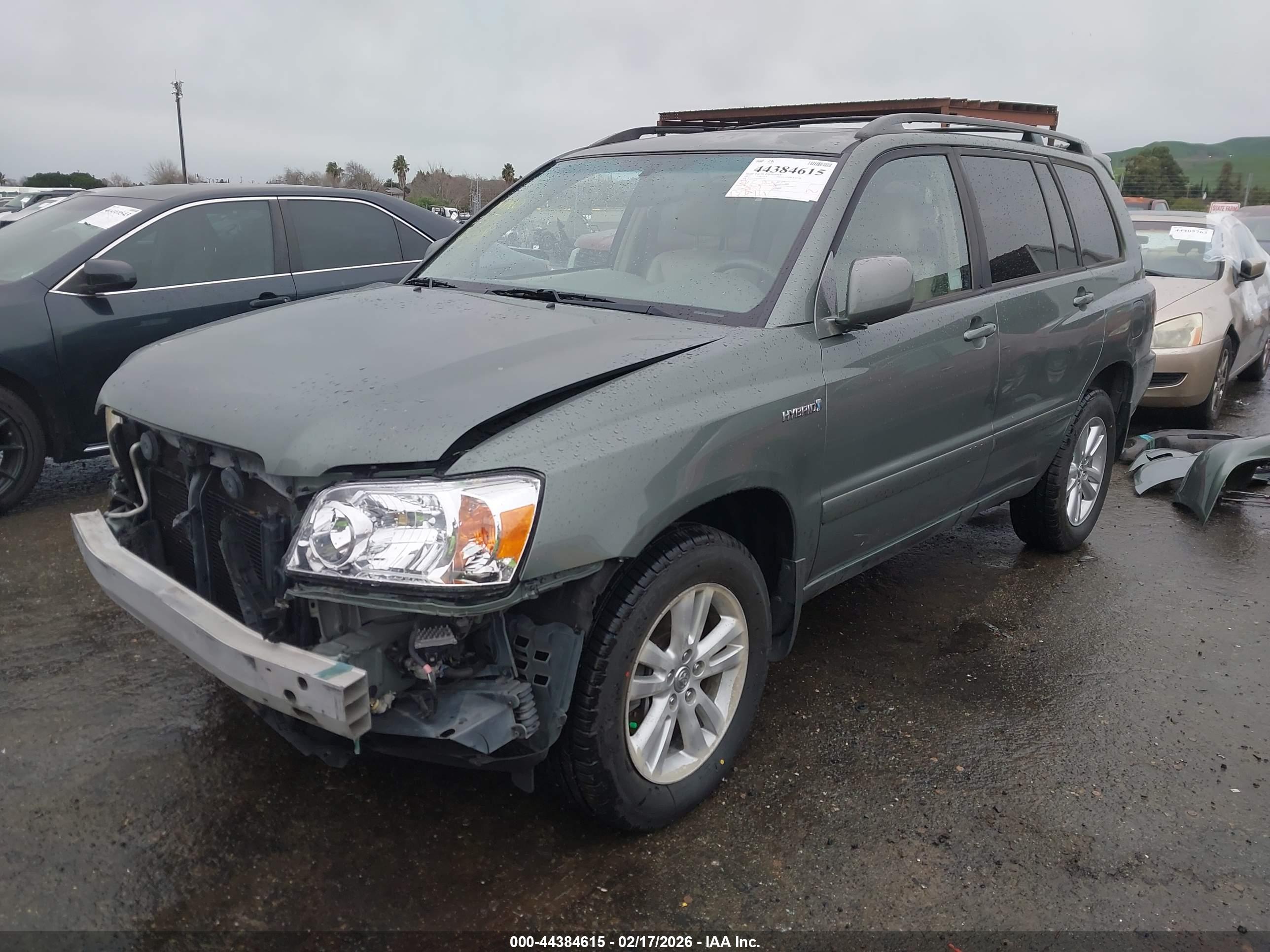 TOYOTA HIGHLANDER image 2
