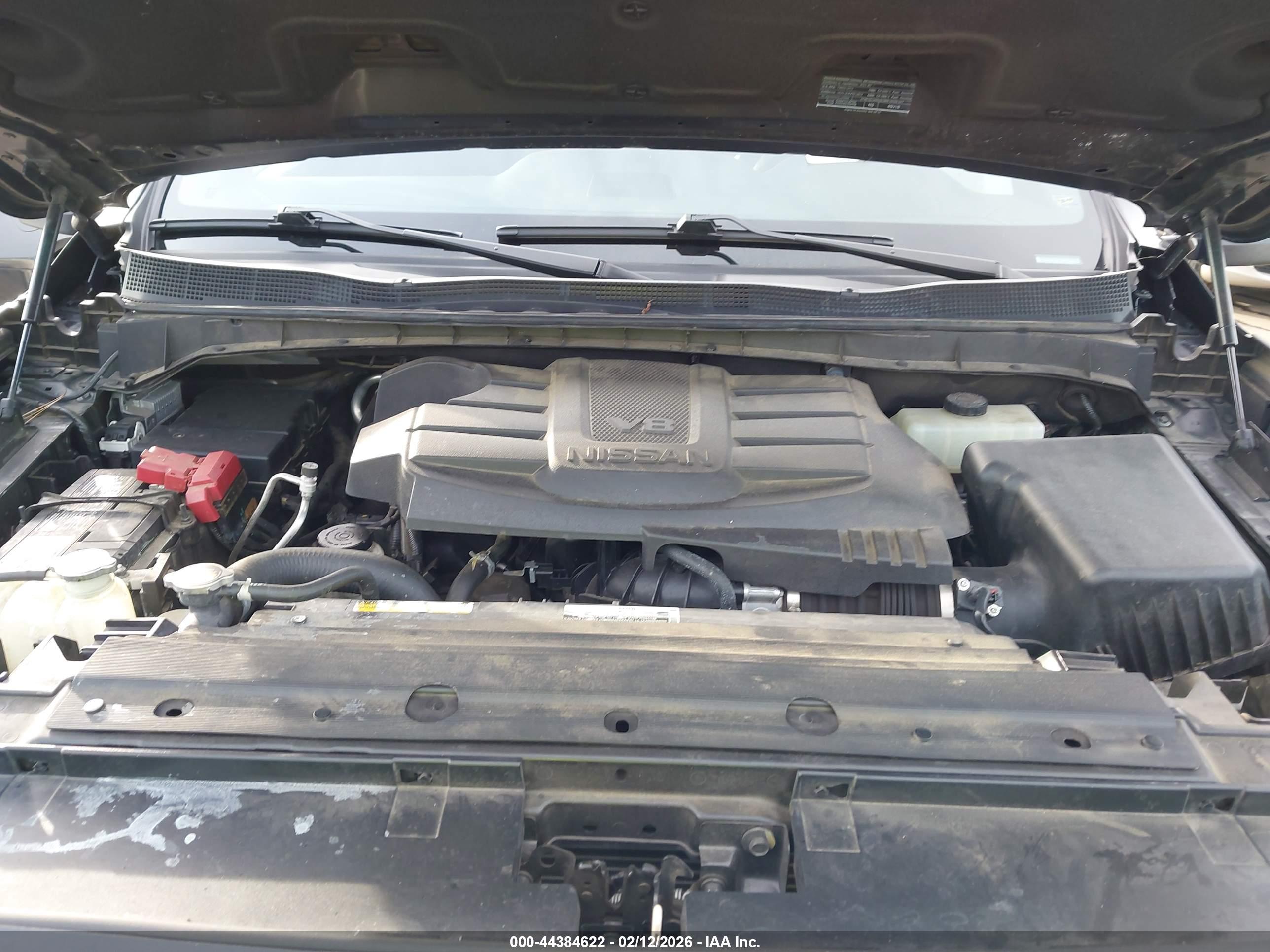 NISSAN TITAN image 10