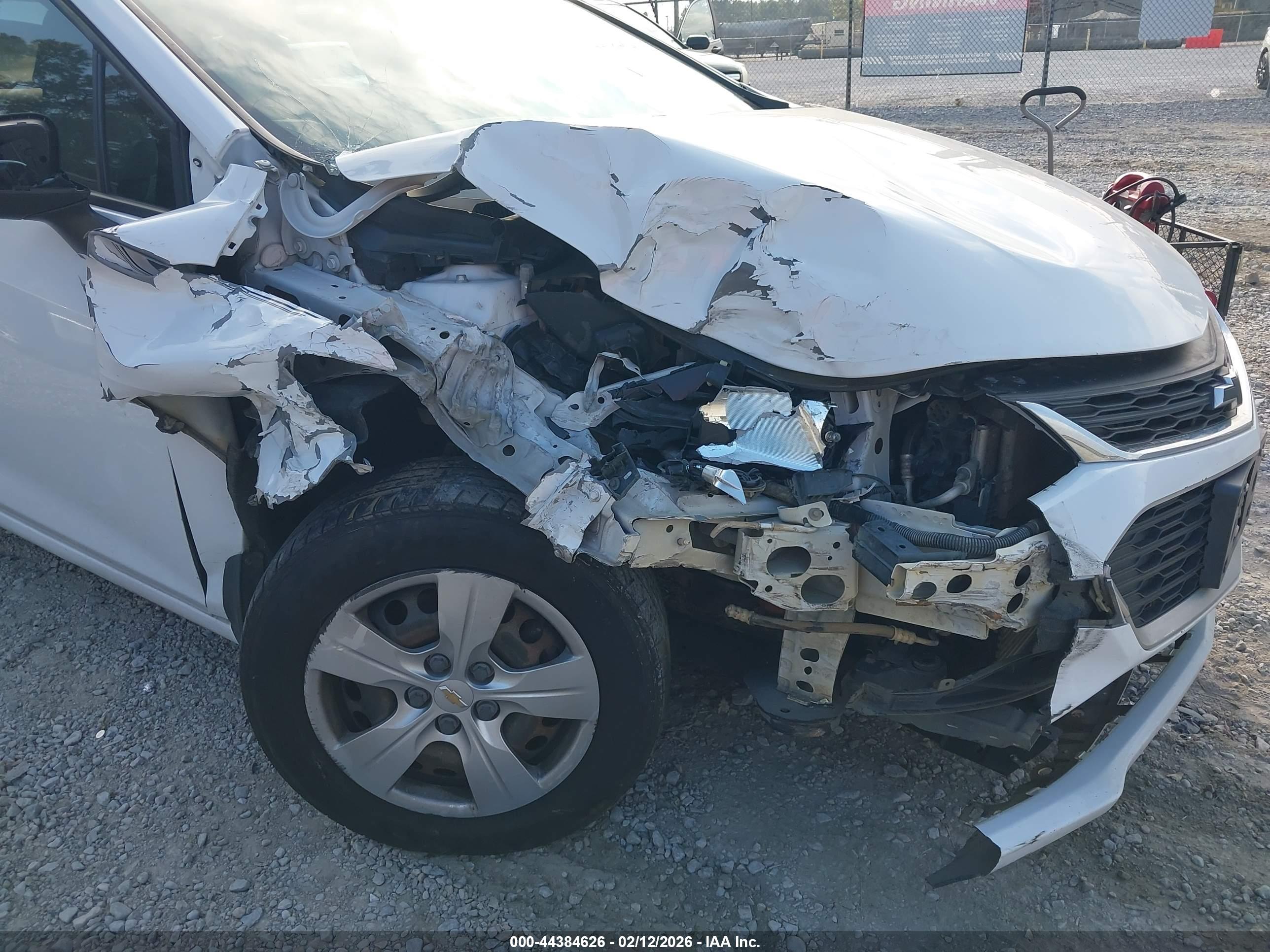 CHEVROLET CRUZE image 6
