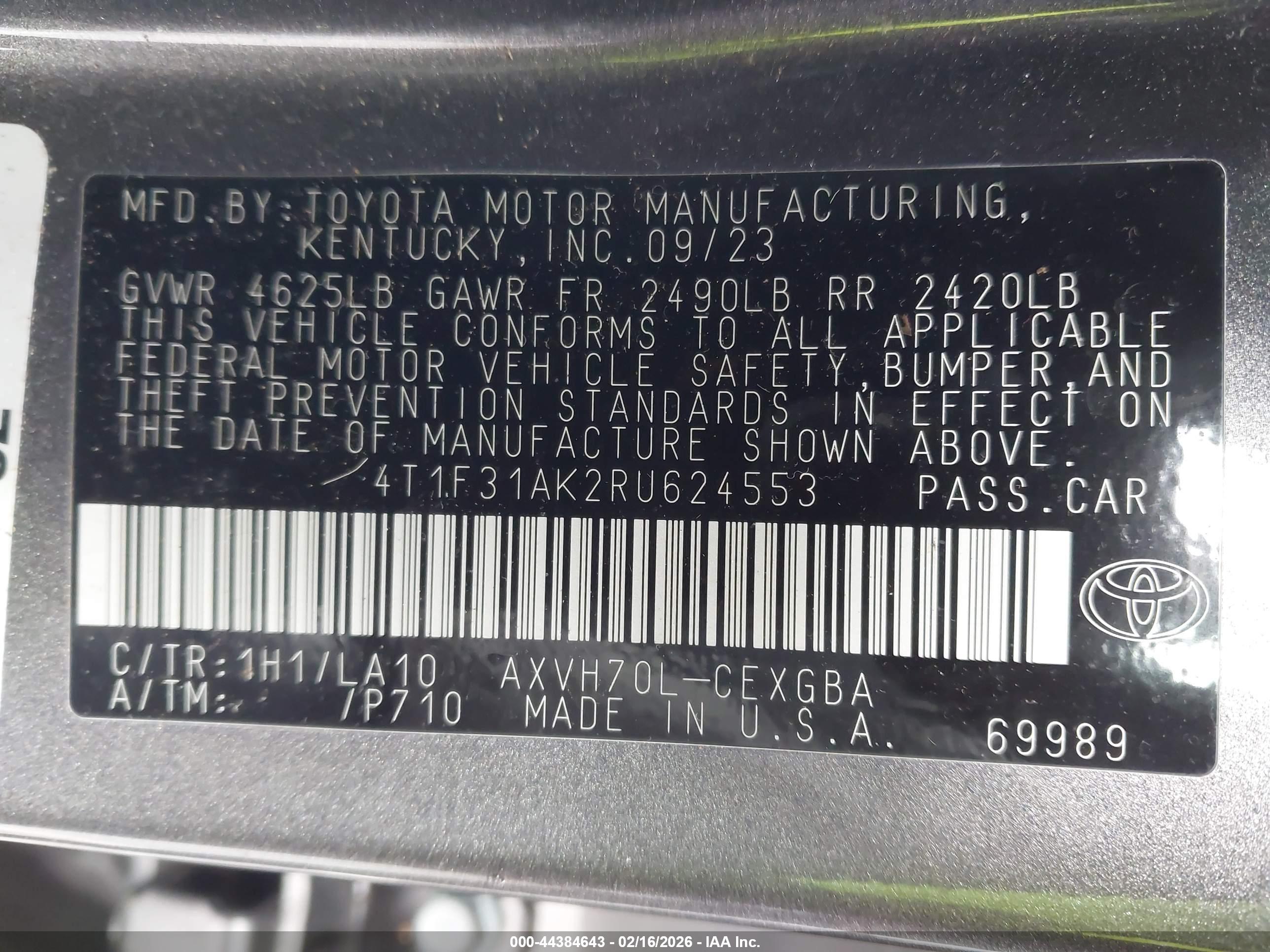 TOYOTA CAMRY image 9