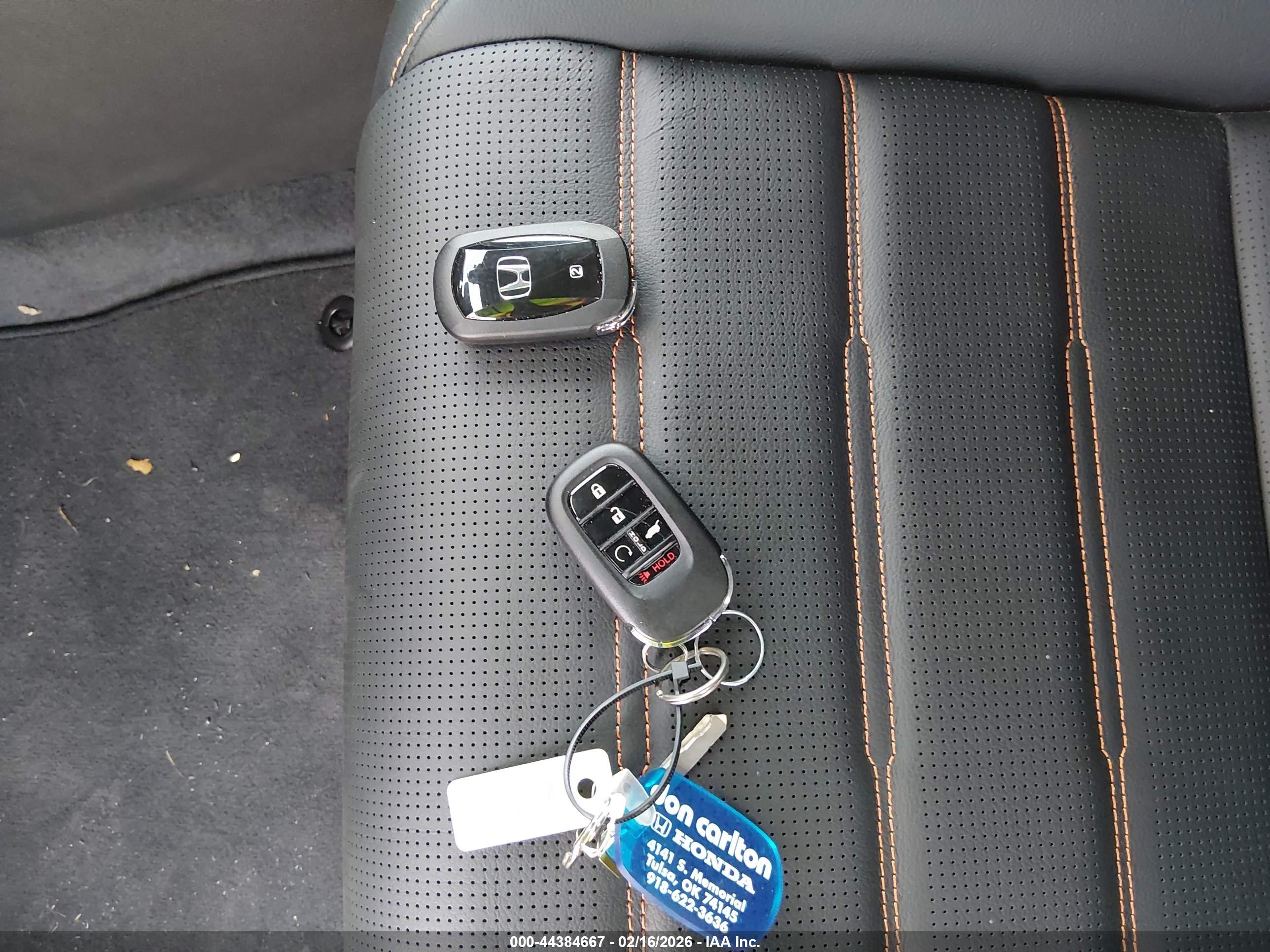 HONDA CR-V image 11