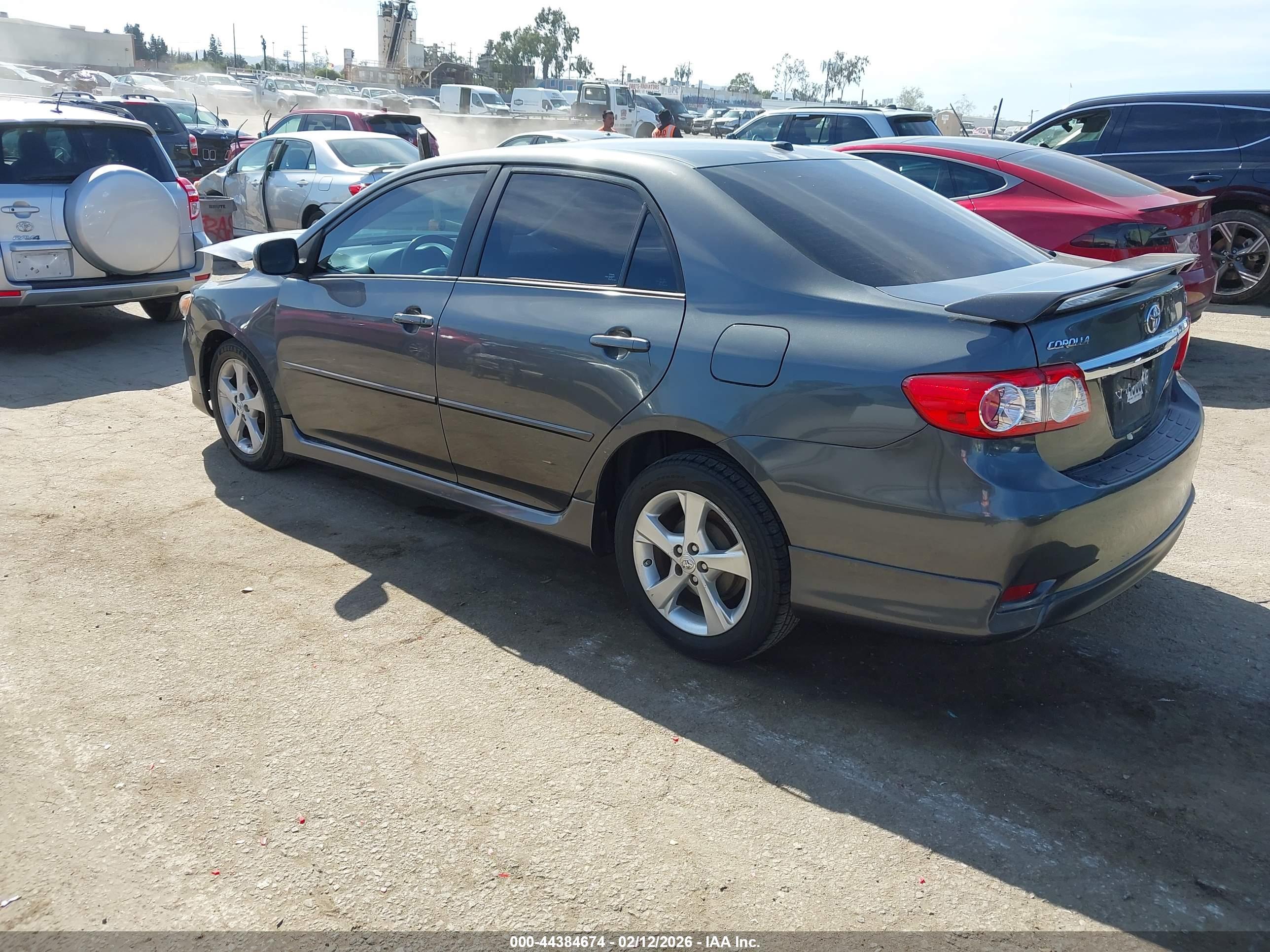 TOYOTA COROLLA image 3