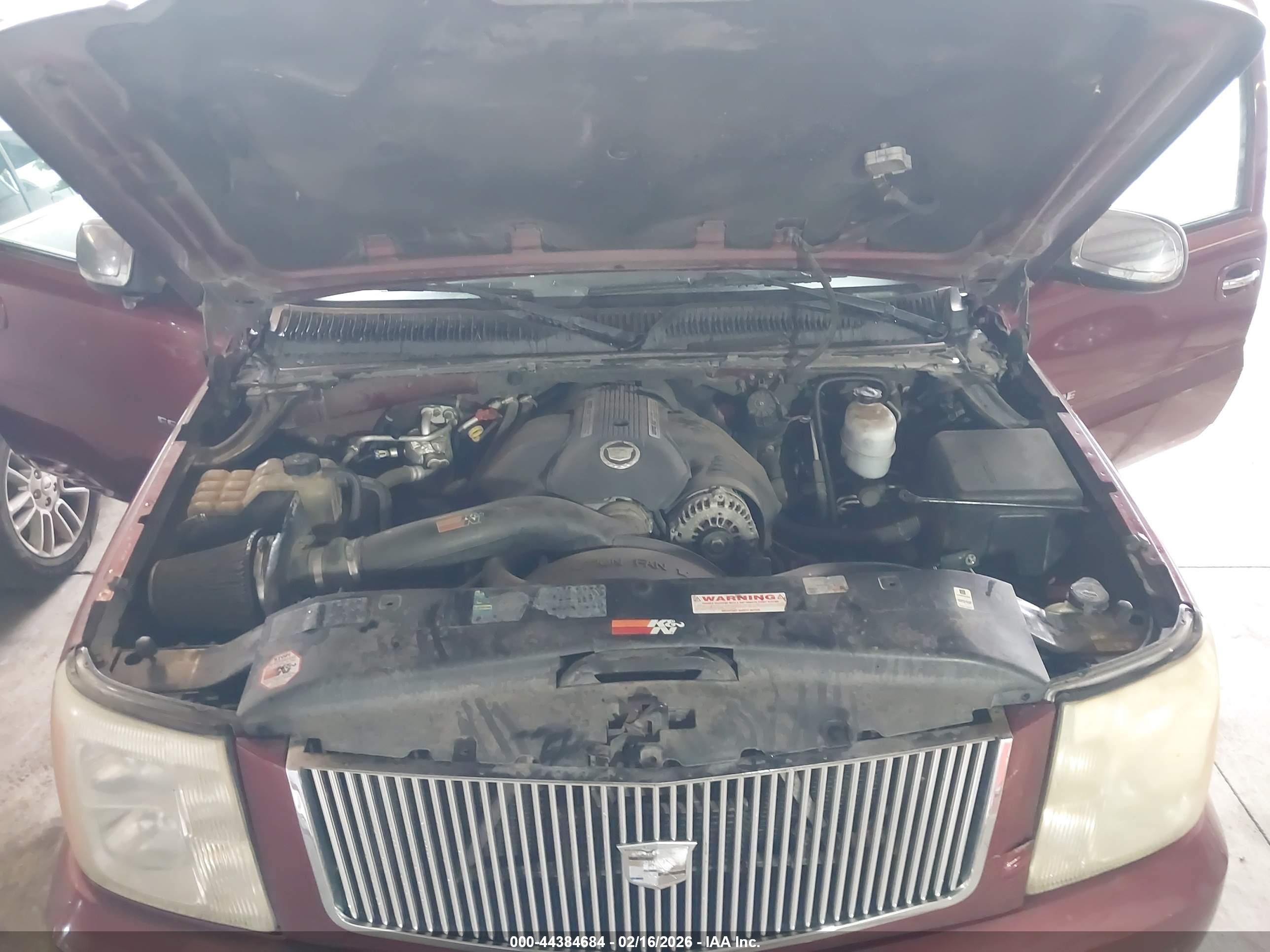 CADILLAC ESCALADE image 10