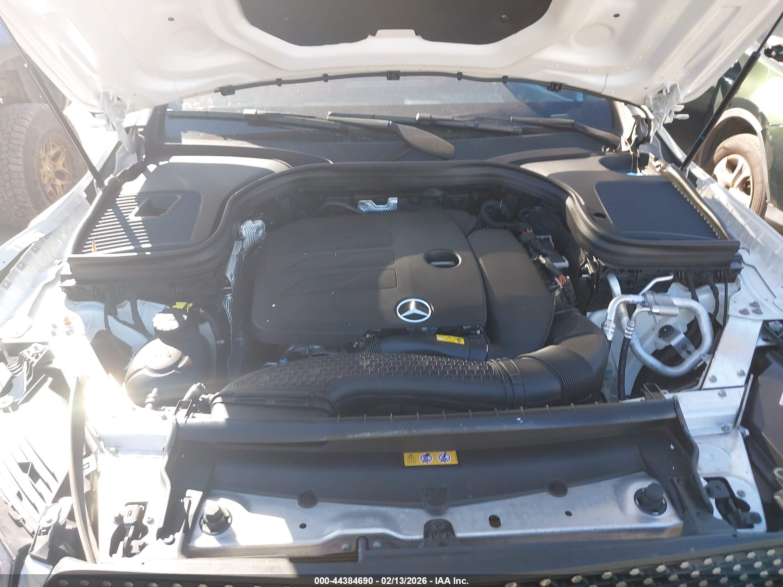 MERCEDES-BENZ GLC image 10