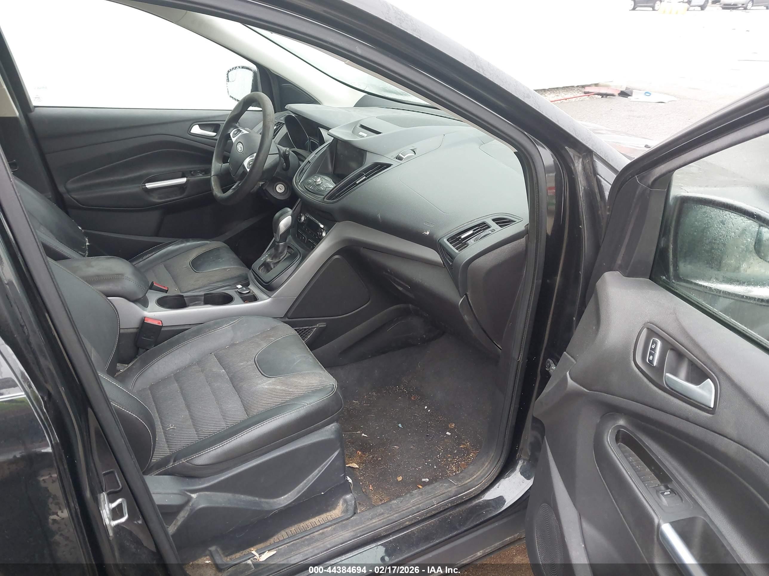 FORD ESCAPE image 5