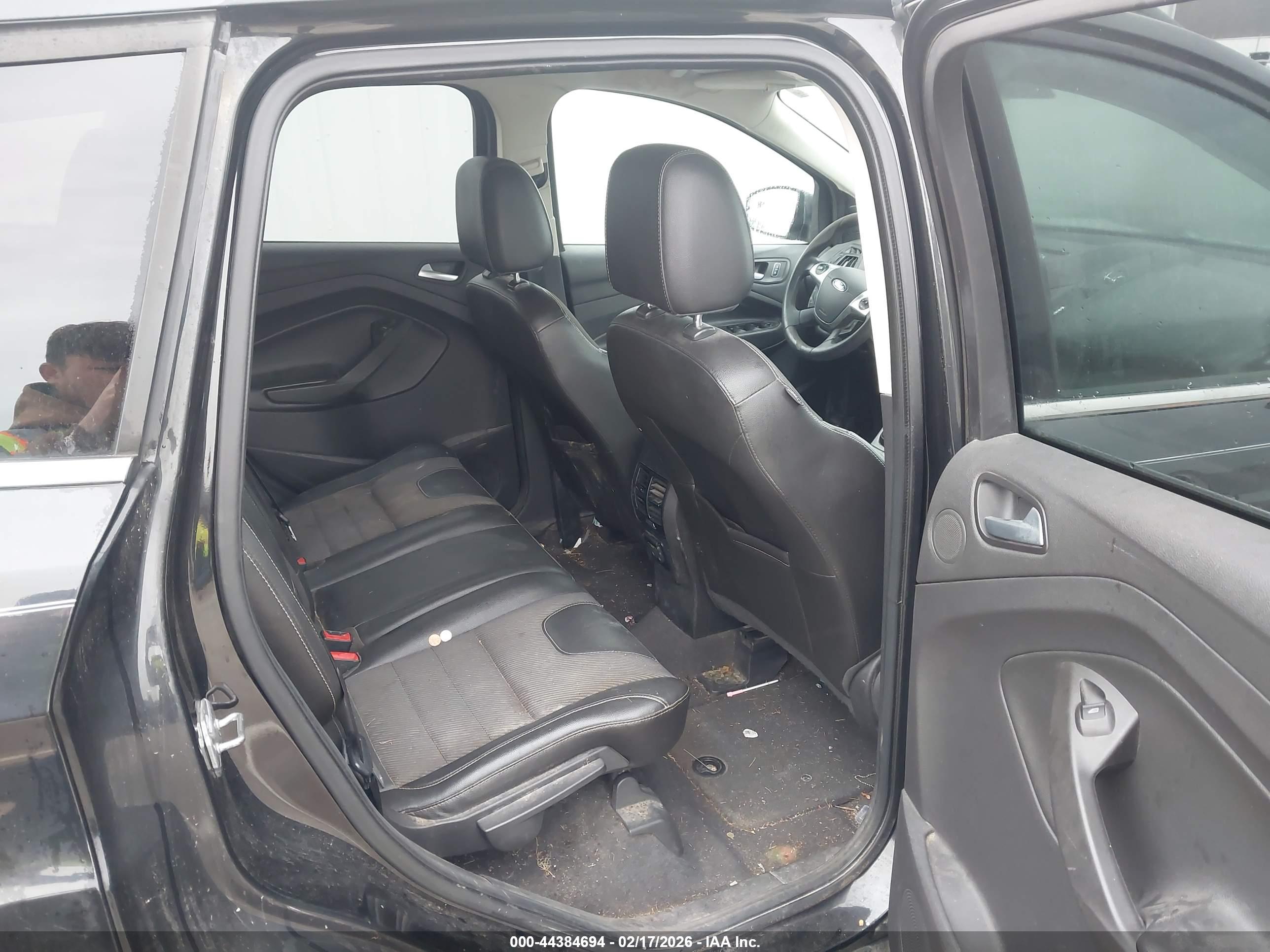 FORD ESCAPE image 8