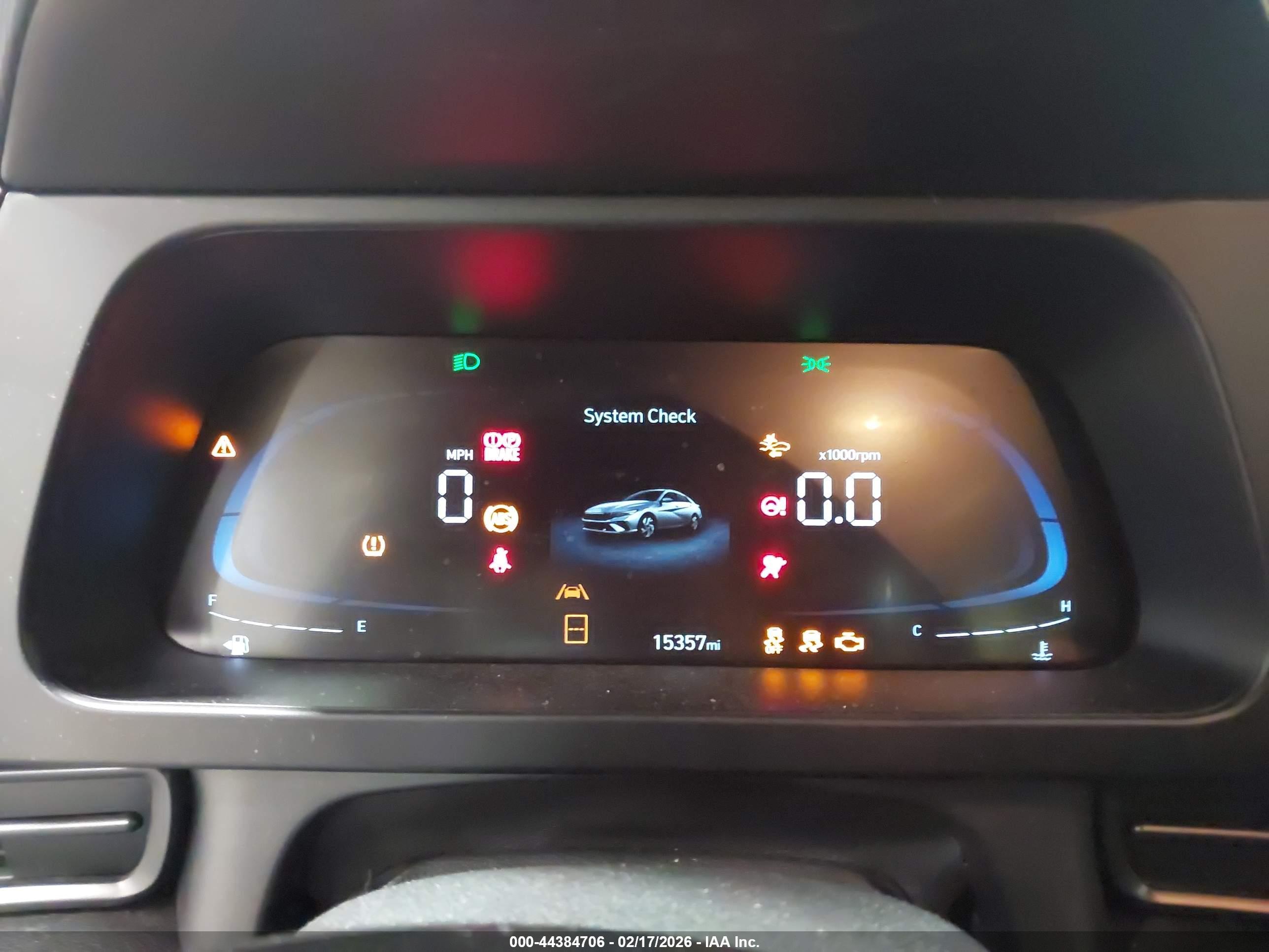 HYUNDAI ELANTRA image 7