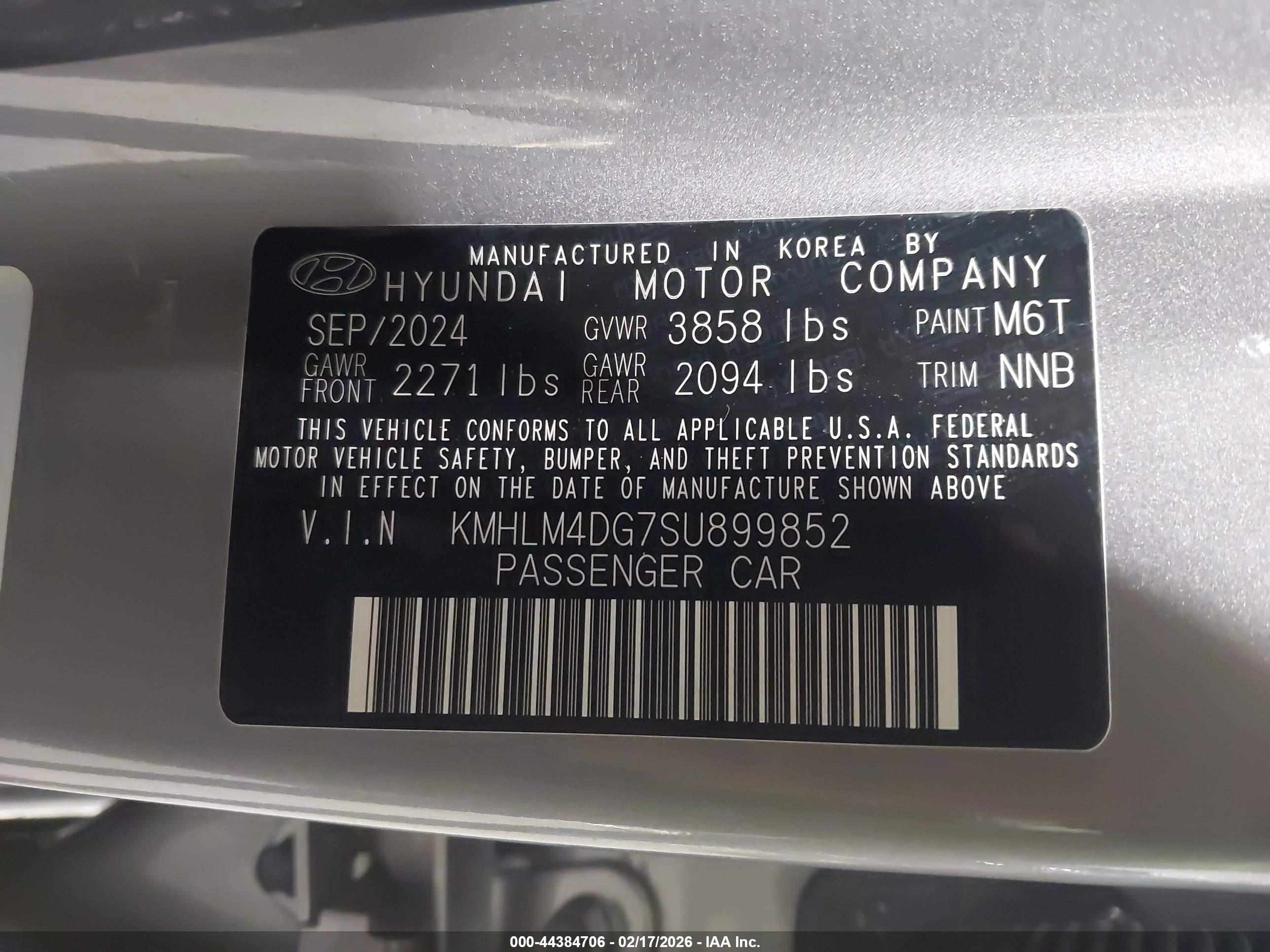 HYUNDAI ELANTRA image 9
