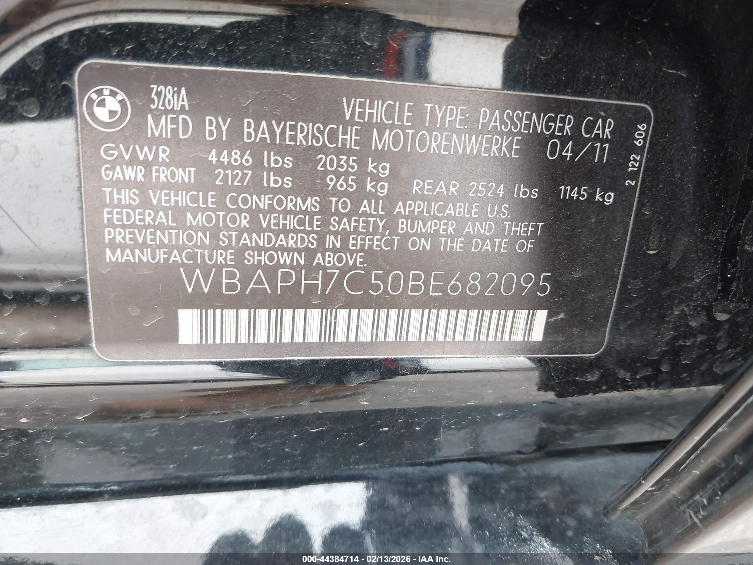 BMW 328I image 9