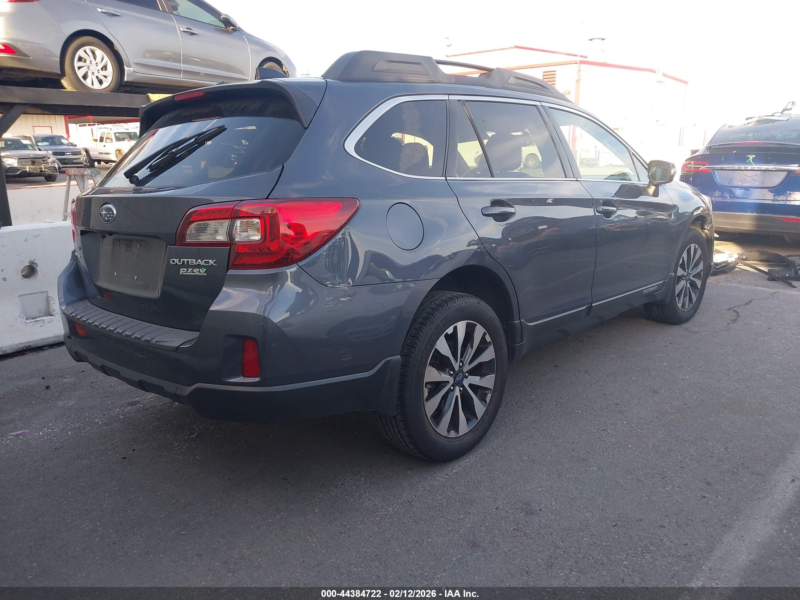 SUBARU OUTBACK image 4