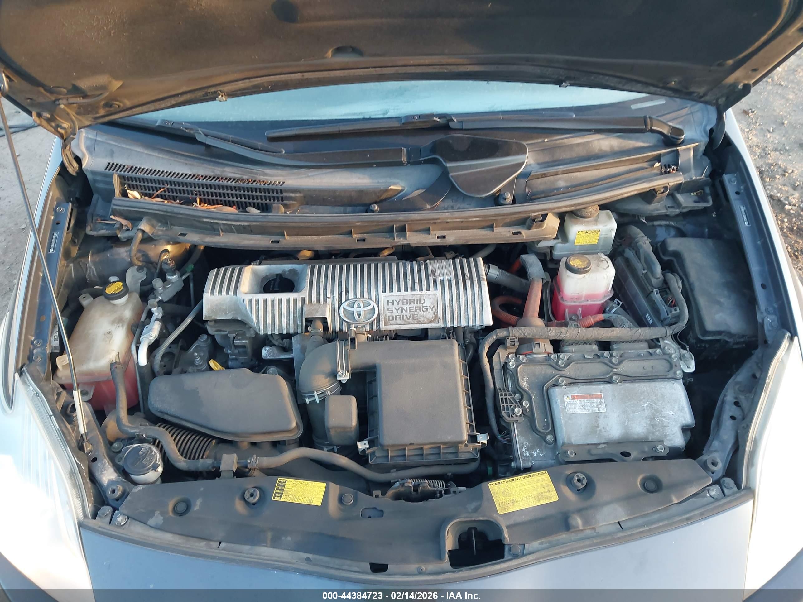 TOYOTA PRIUS image 10