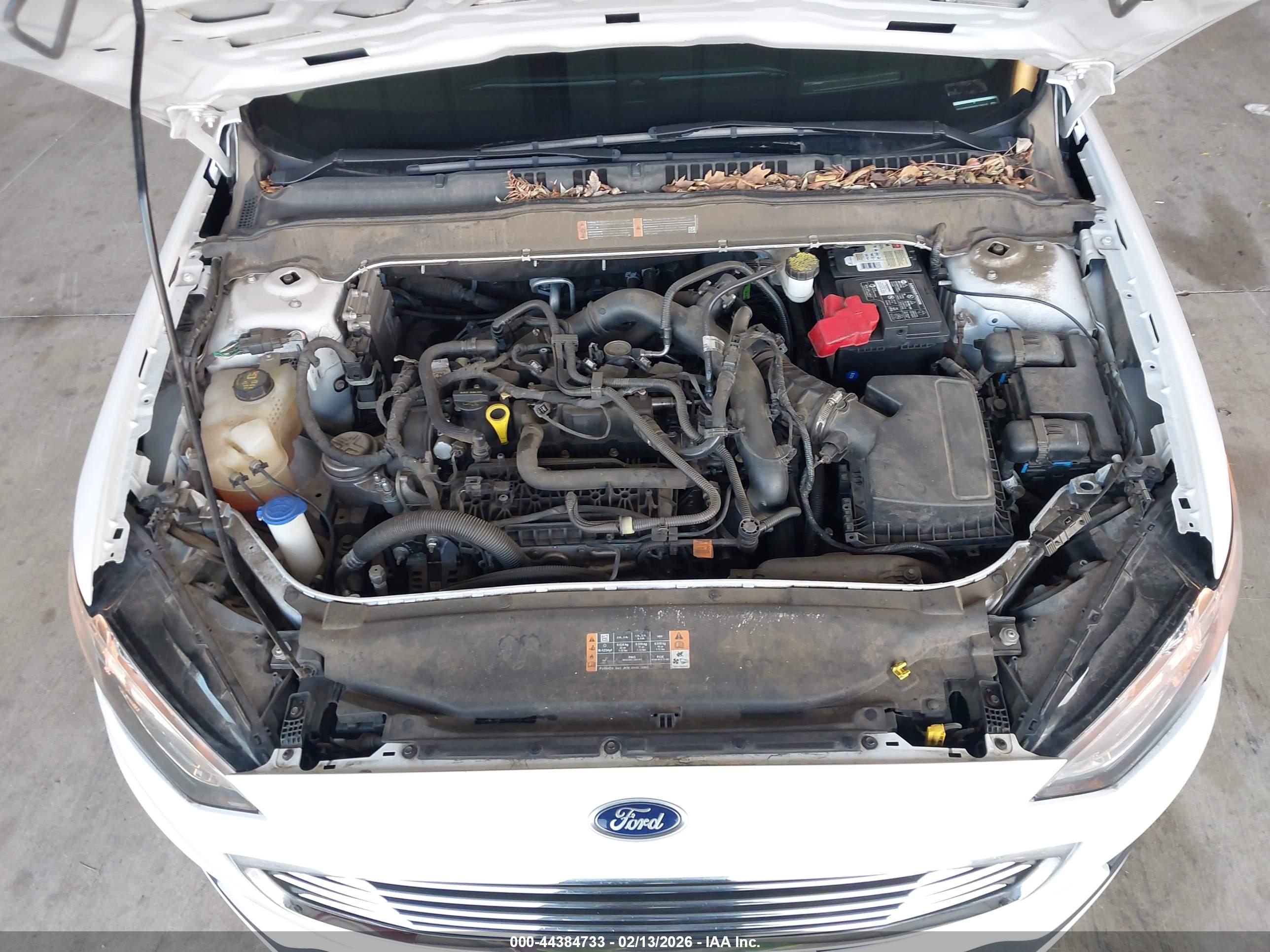 FORD FUSION image 10