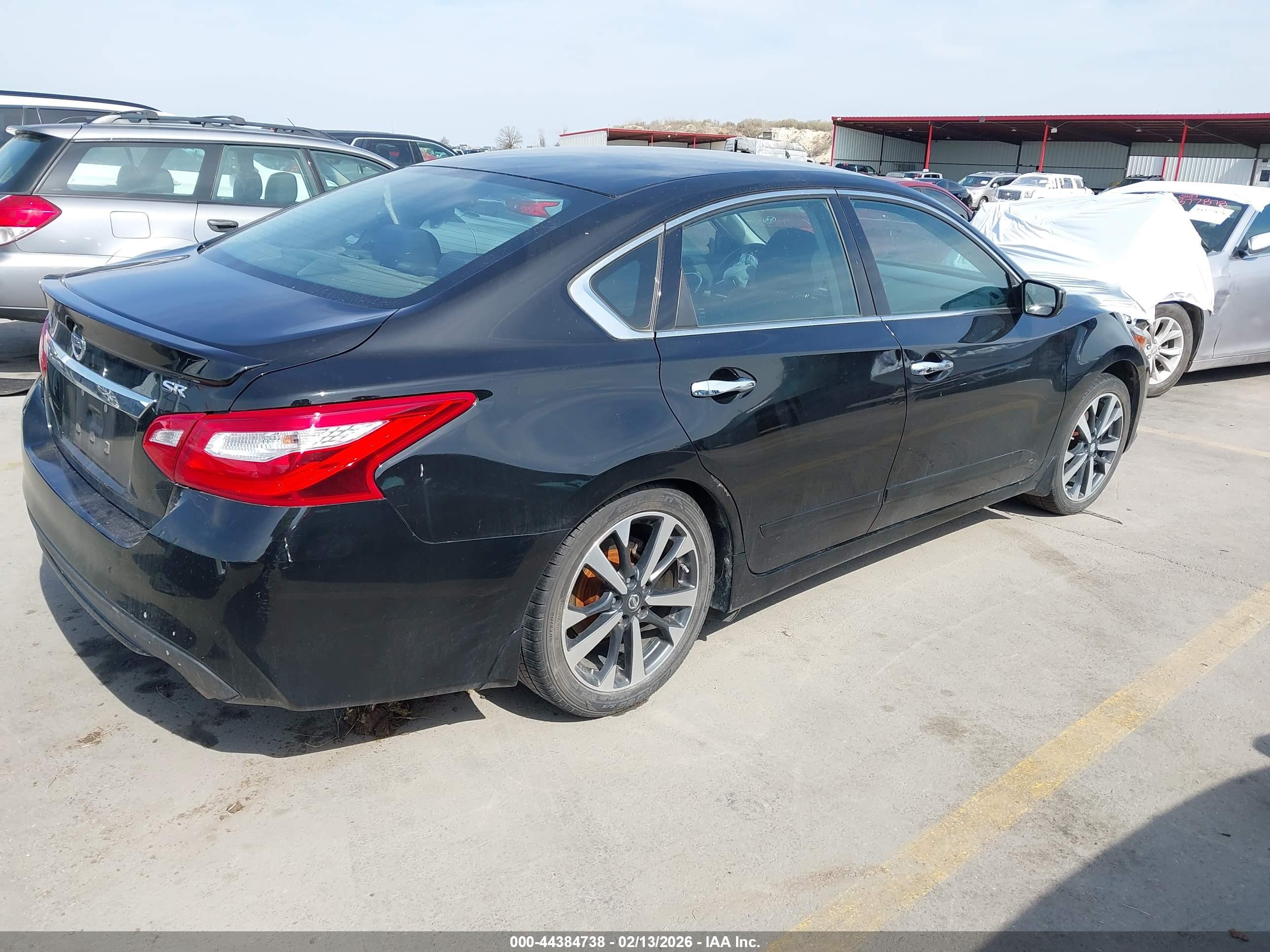 NISSAN ALTIMA image 4