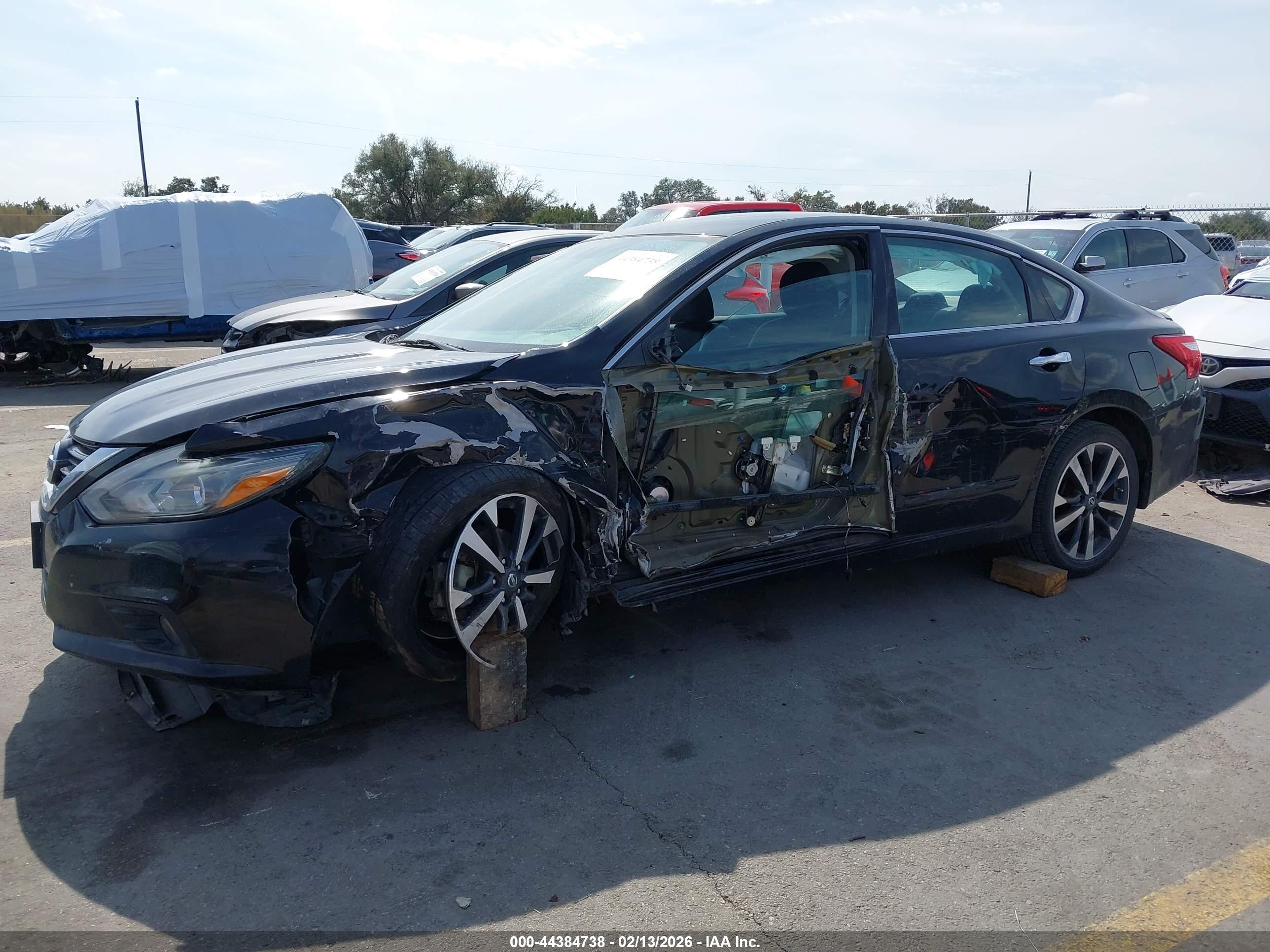 NISSAN ALTIMA image 6