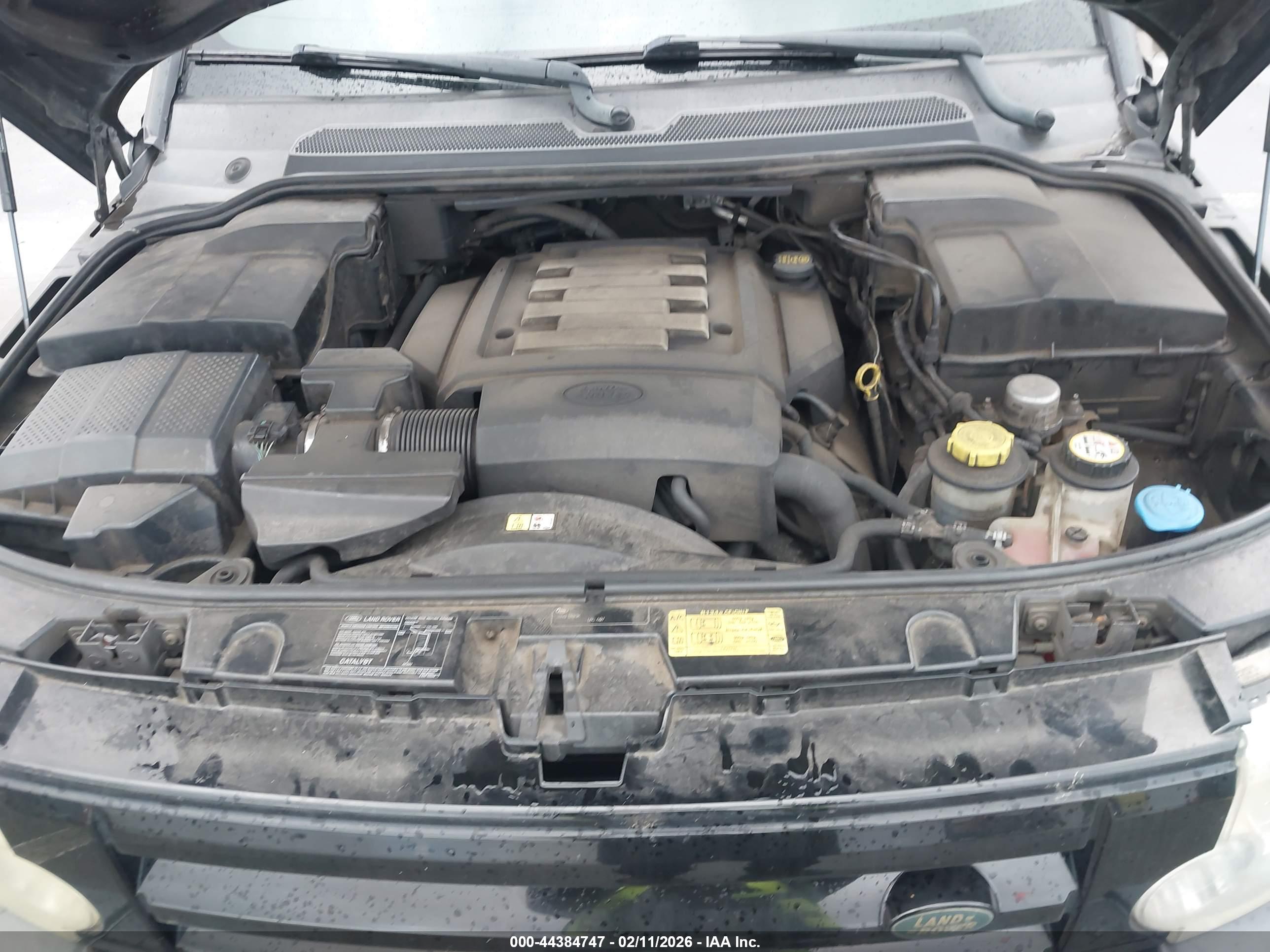 LAND ROVER image 10