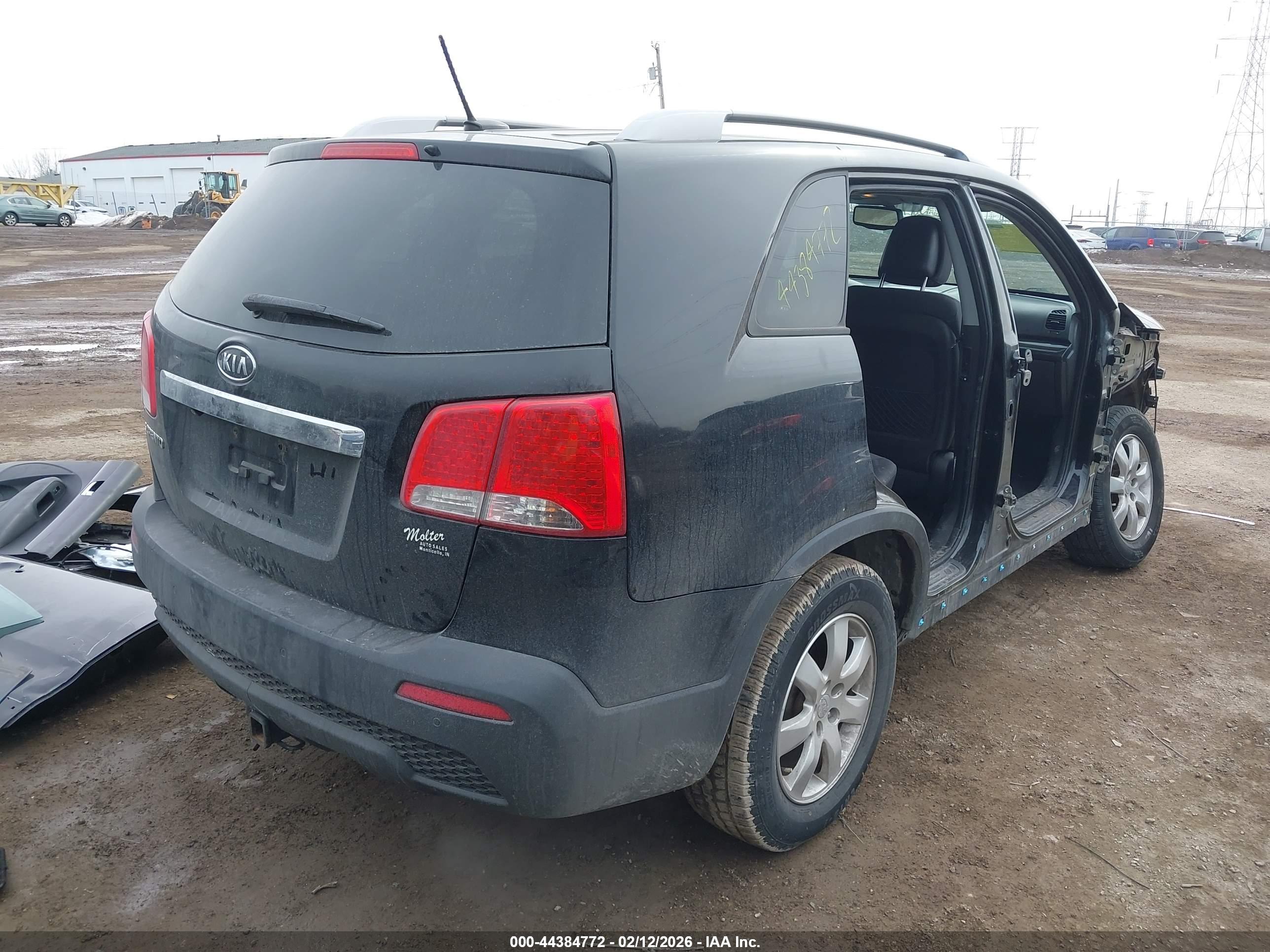 KIA SORENTO image 4