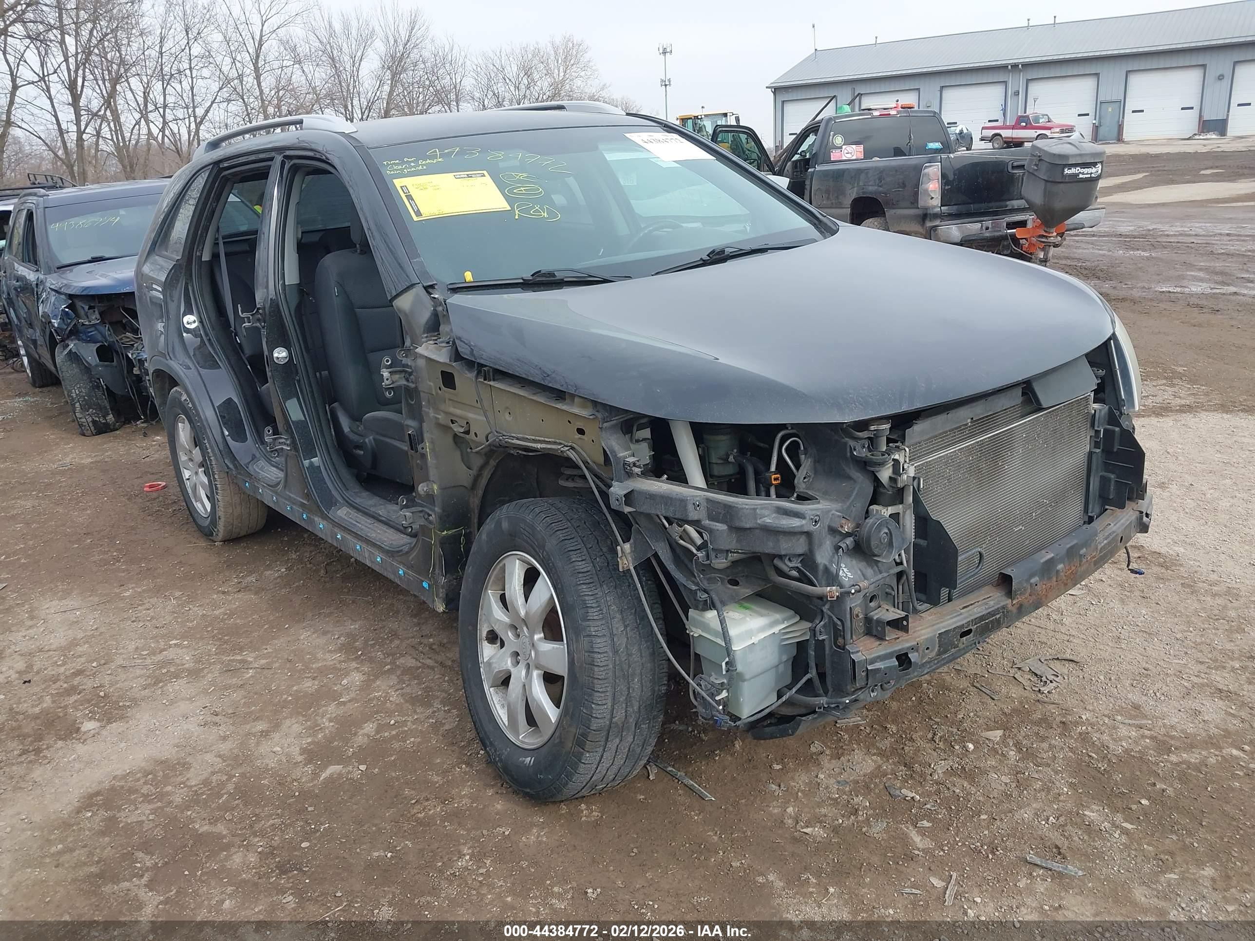 KIA SORENTO image 6