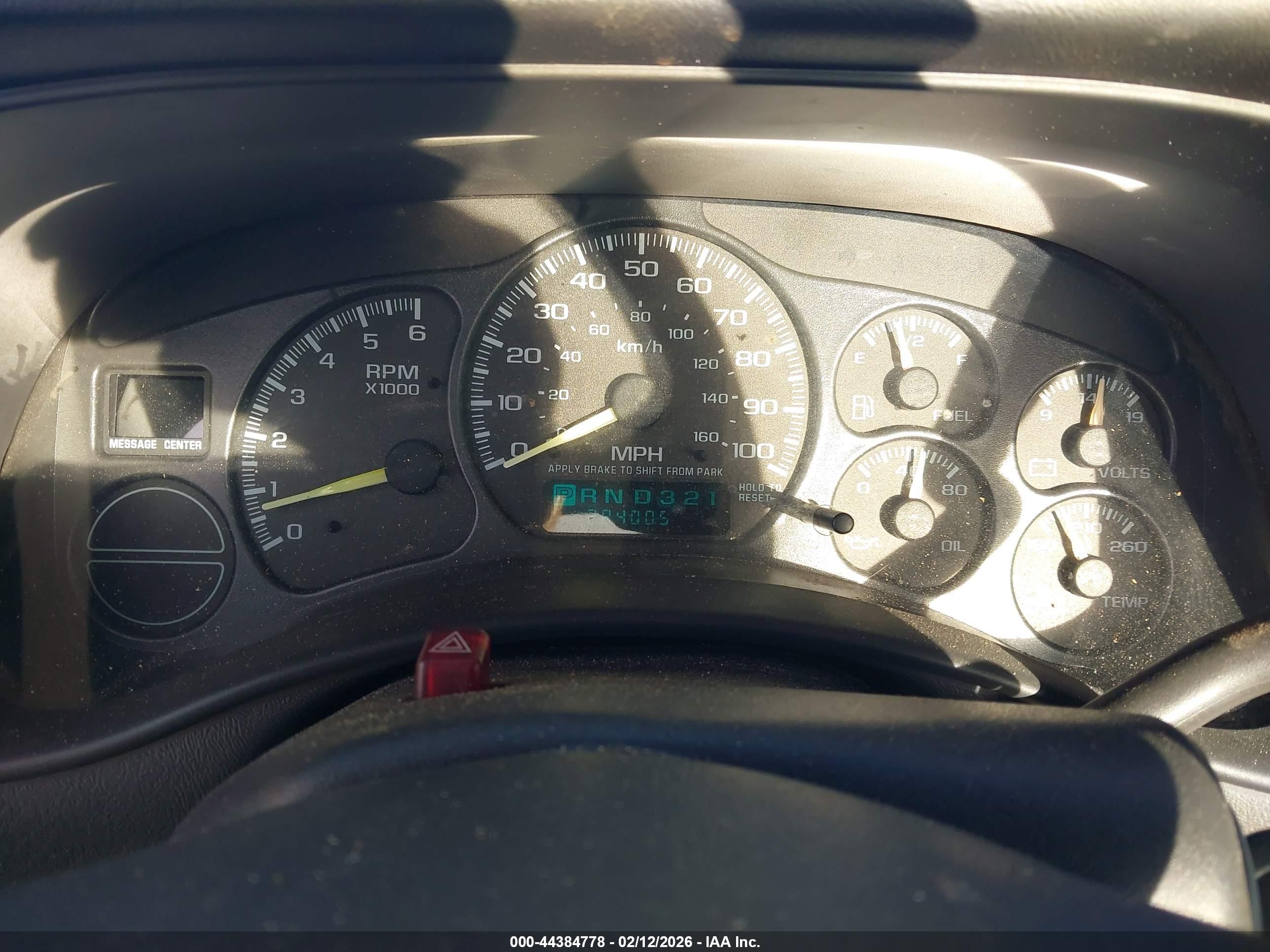 CHEVROLET SILVERADO image 7