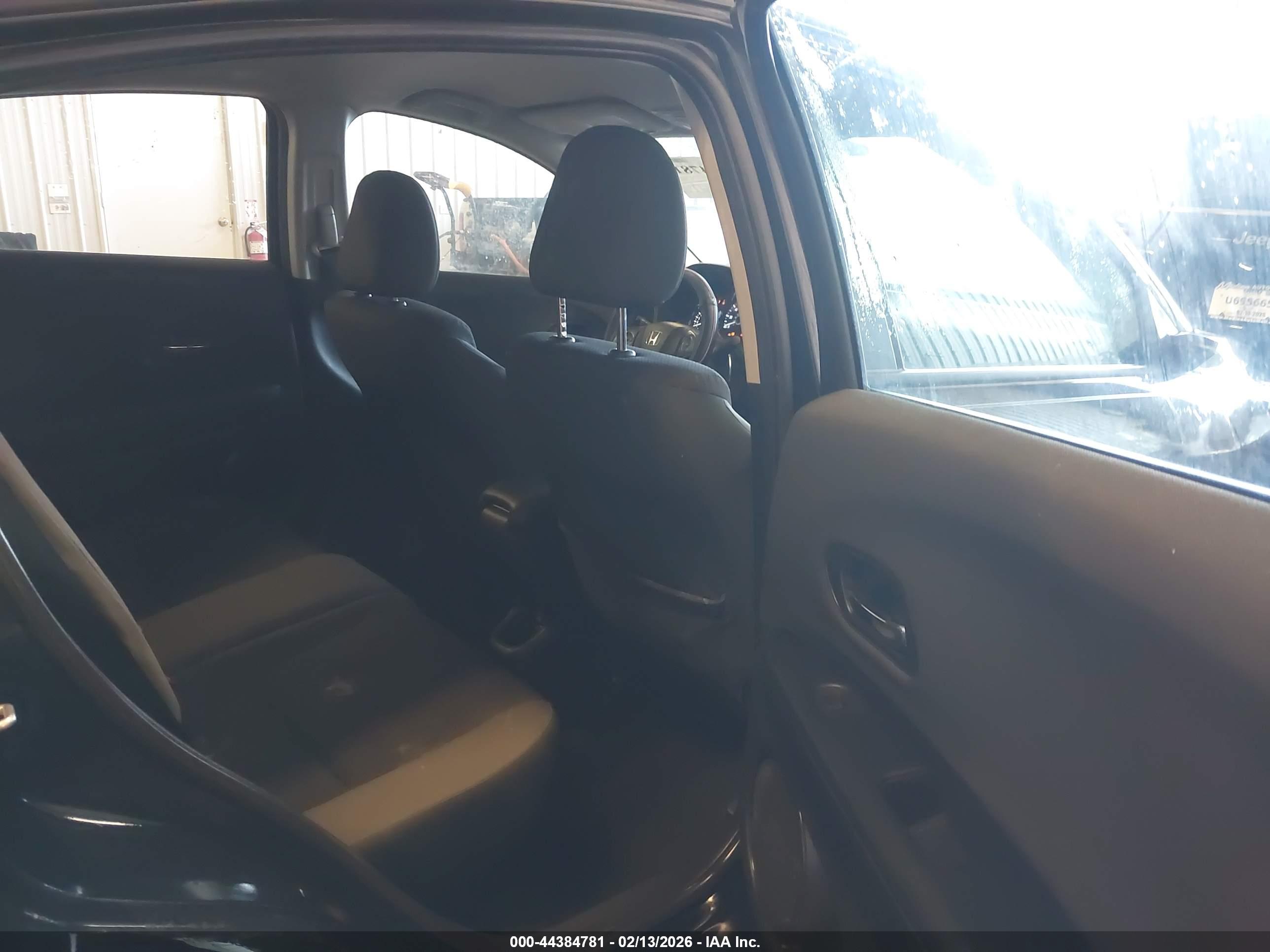 HONDA HR-V image 8