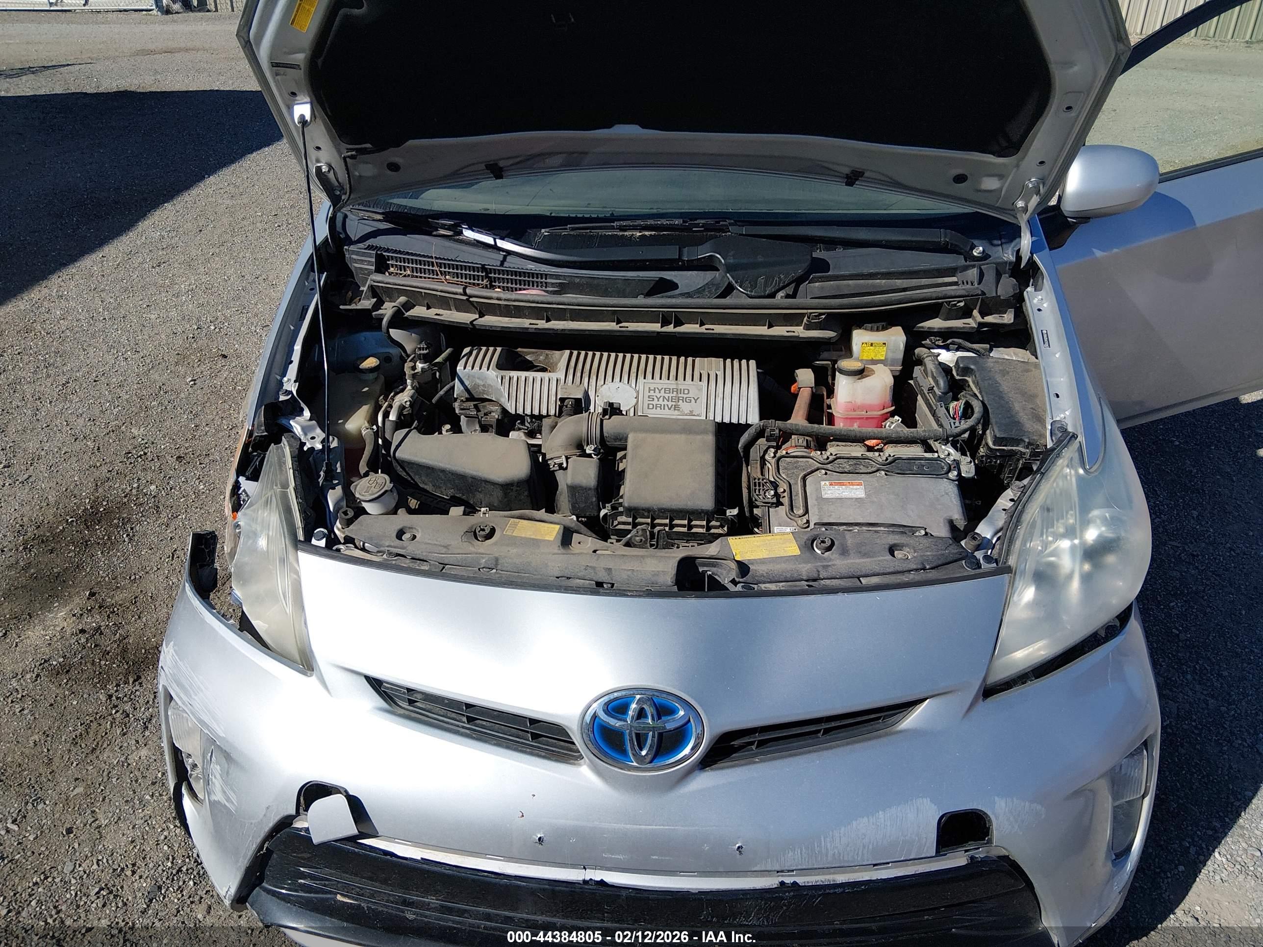 TOYOTA PRIUS image 10
