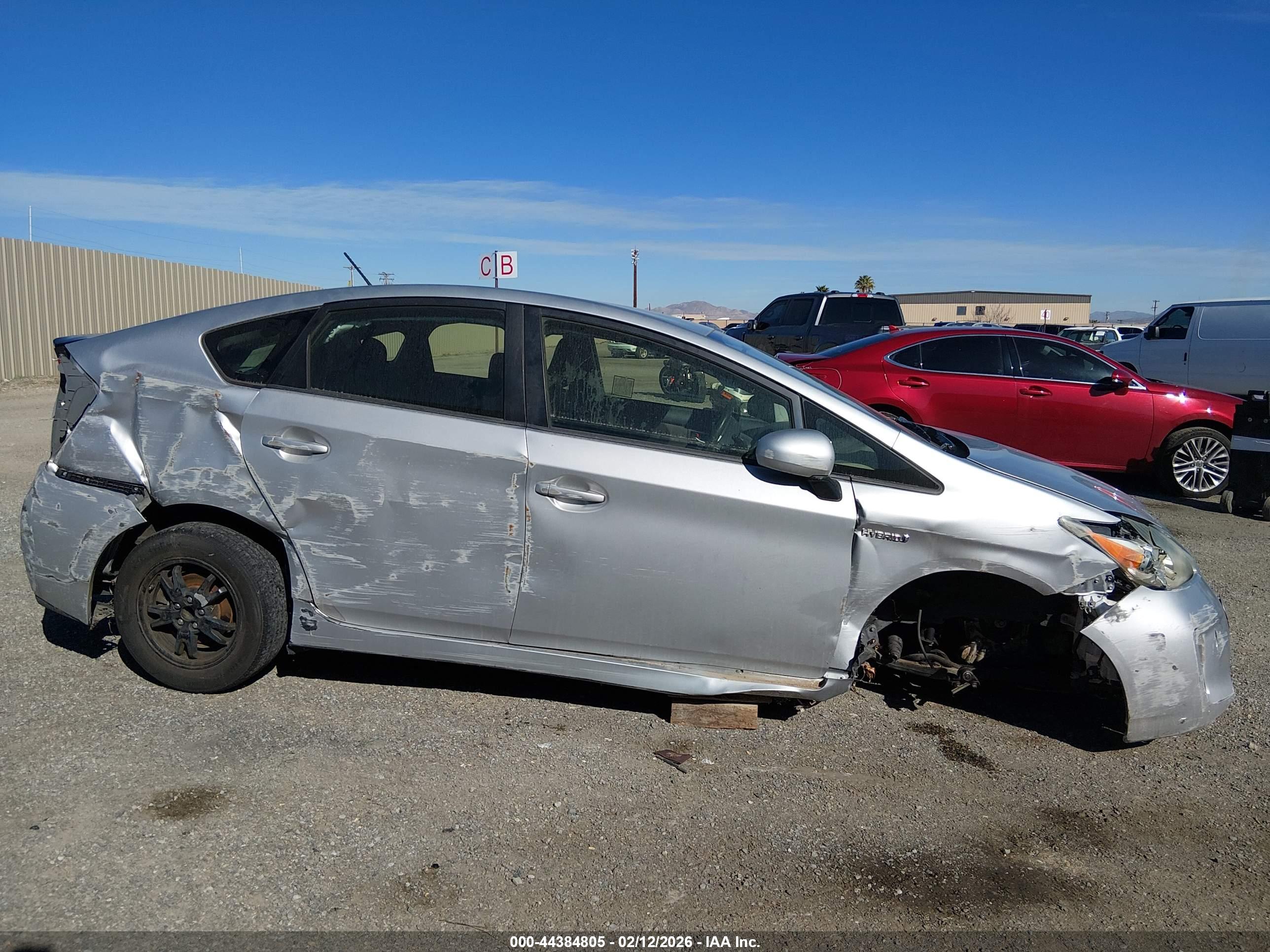 TOYOTA PRIUS image 6