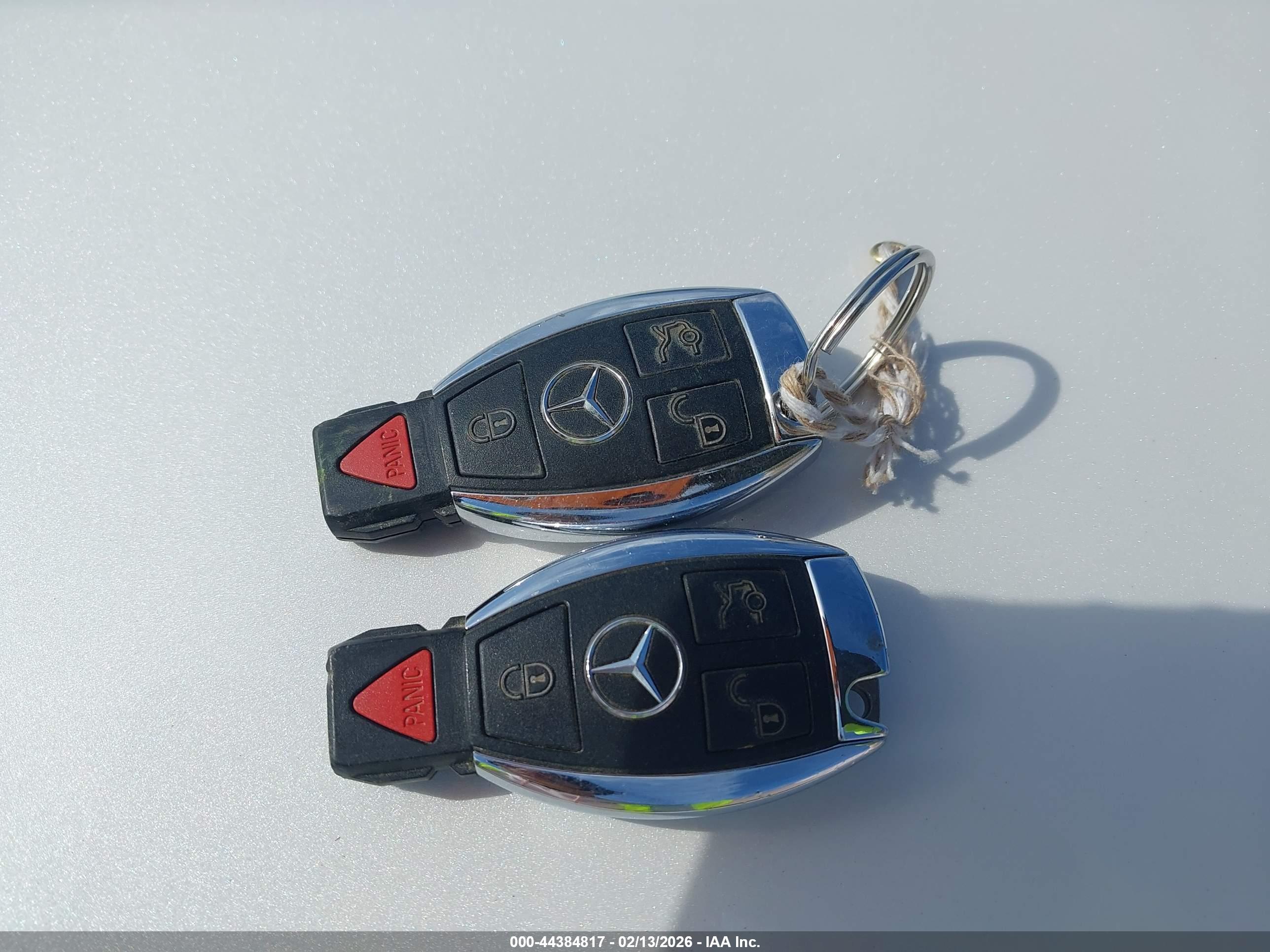 MERCEDES-BENZ GLK image 11
