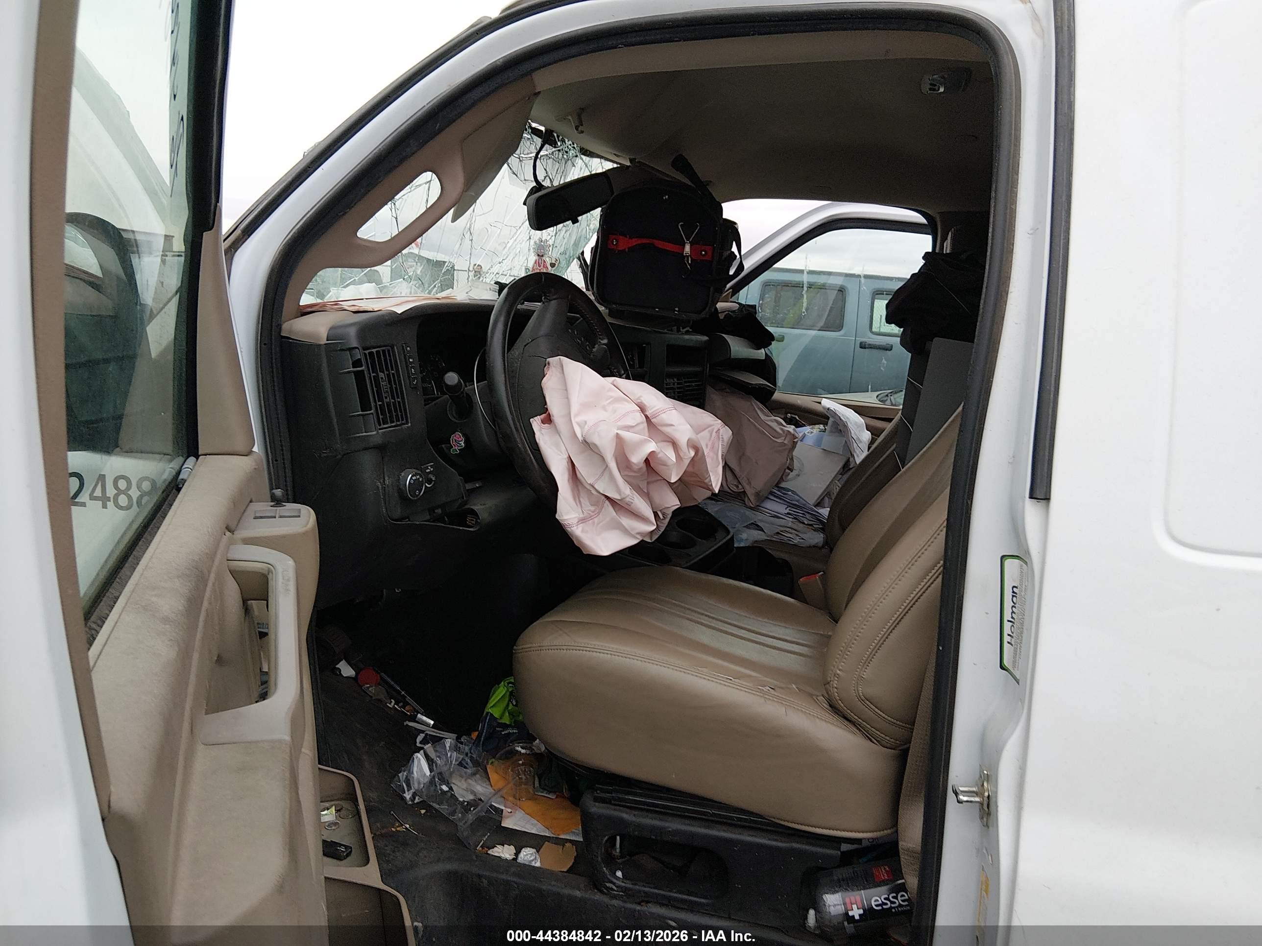 CHEVROLET EXPRESS image 5