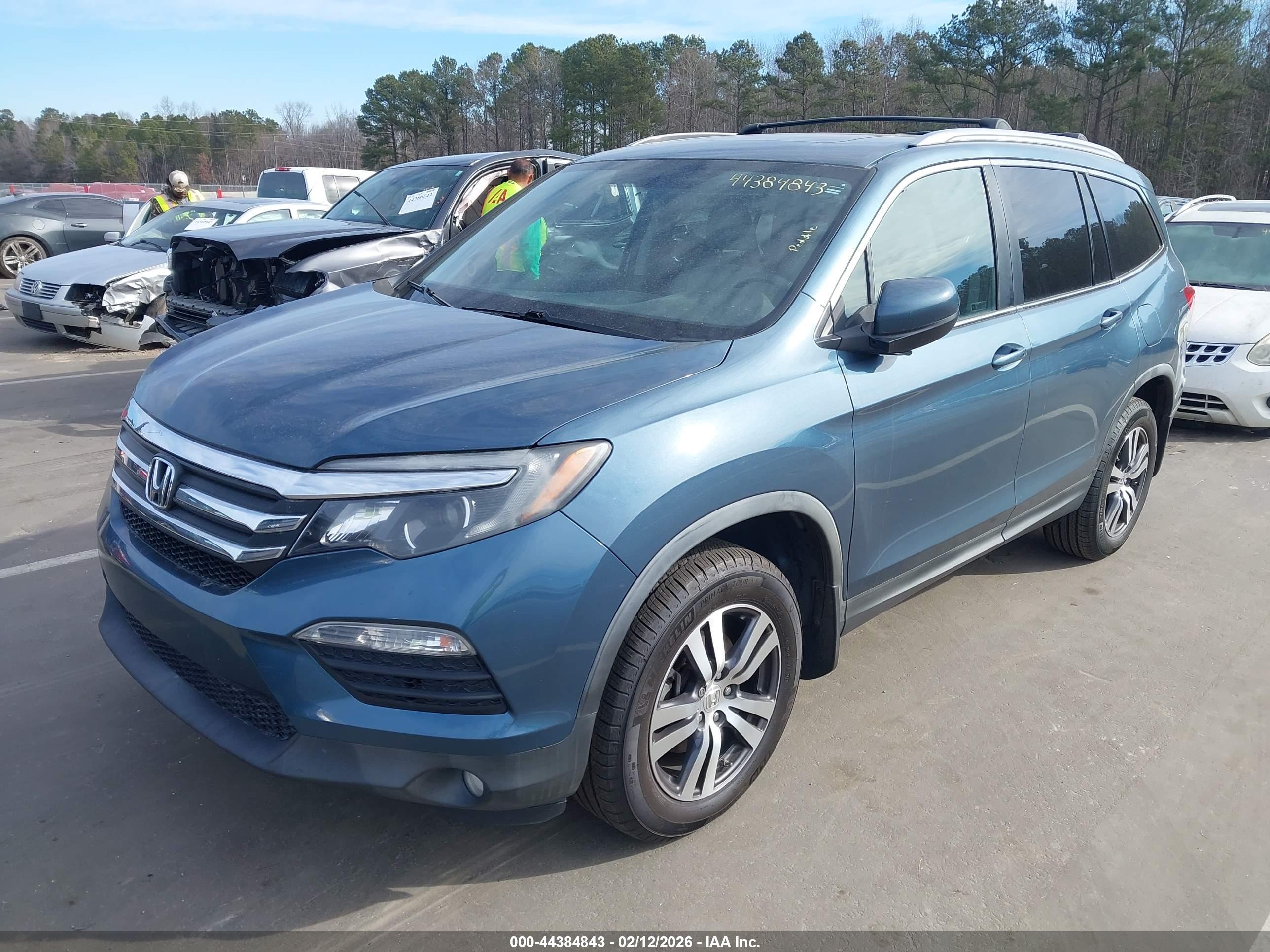 HONDA PILOT image 2