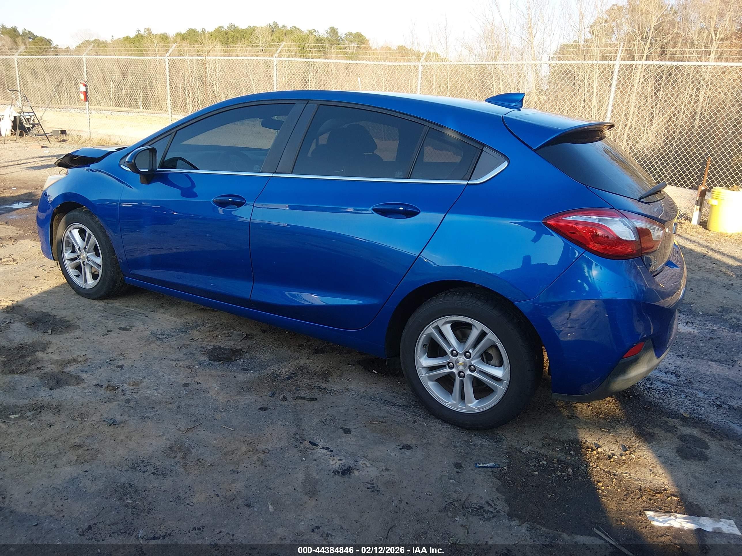 CHEVROLET CRUZE image 3