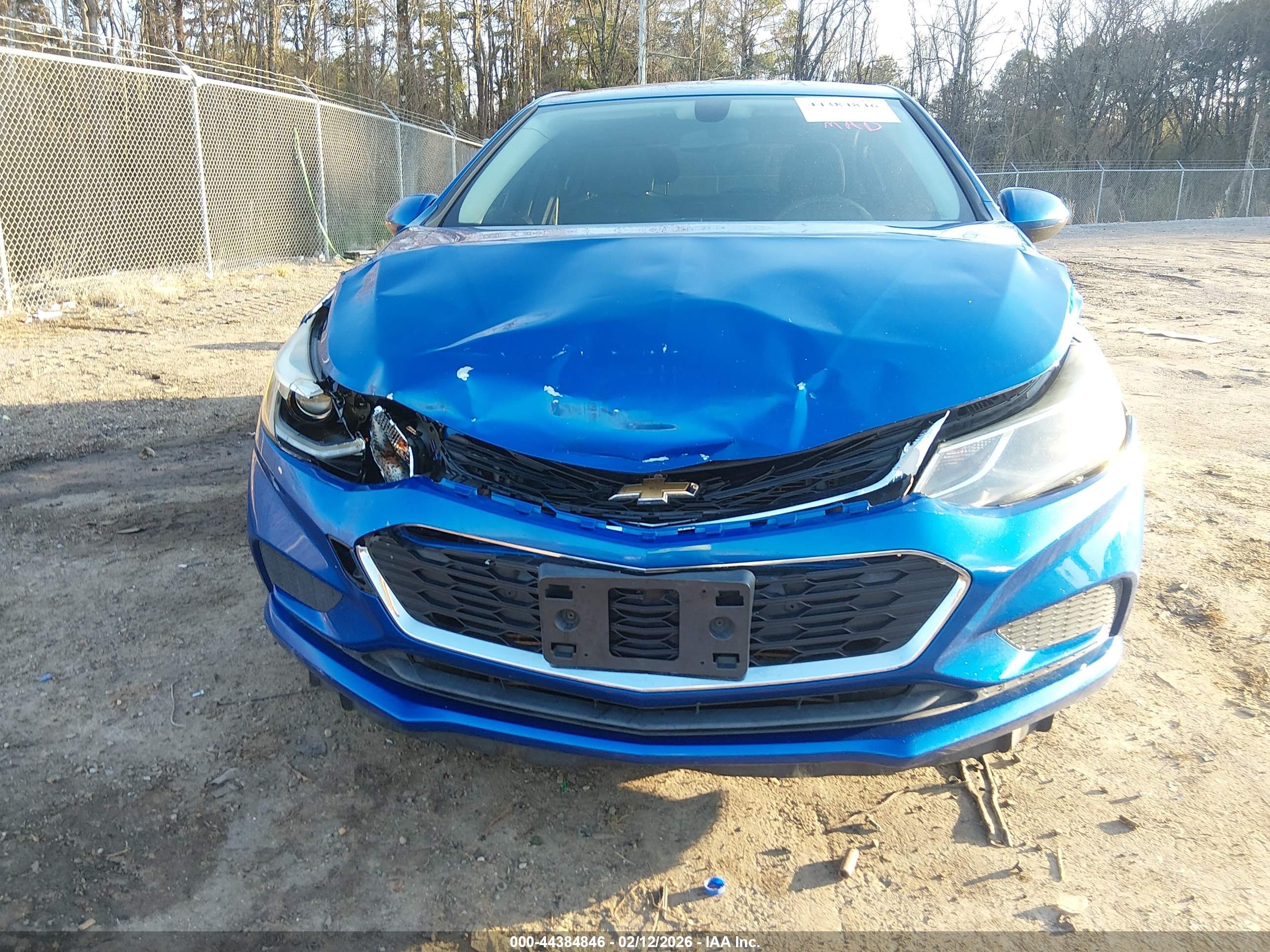 CHEVROLET CRUZE image 6