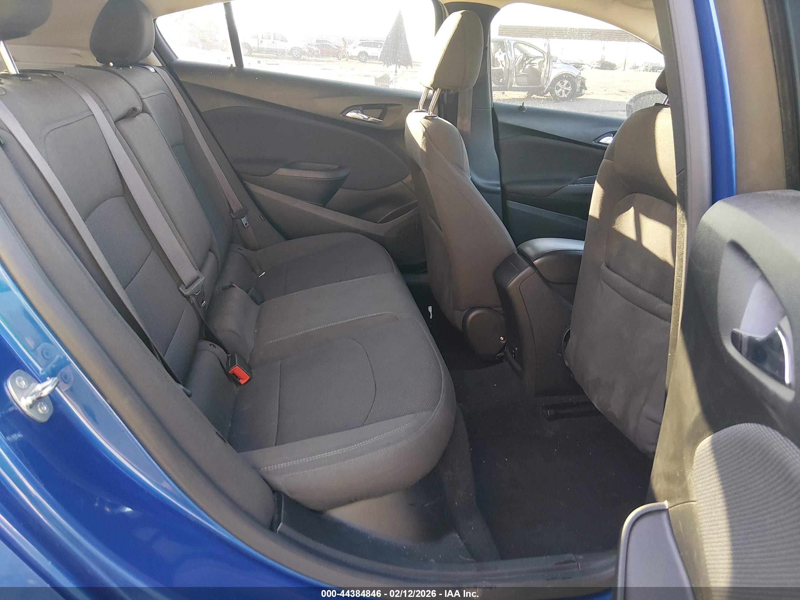CHEVROLET CRUZE image 8
