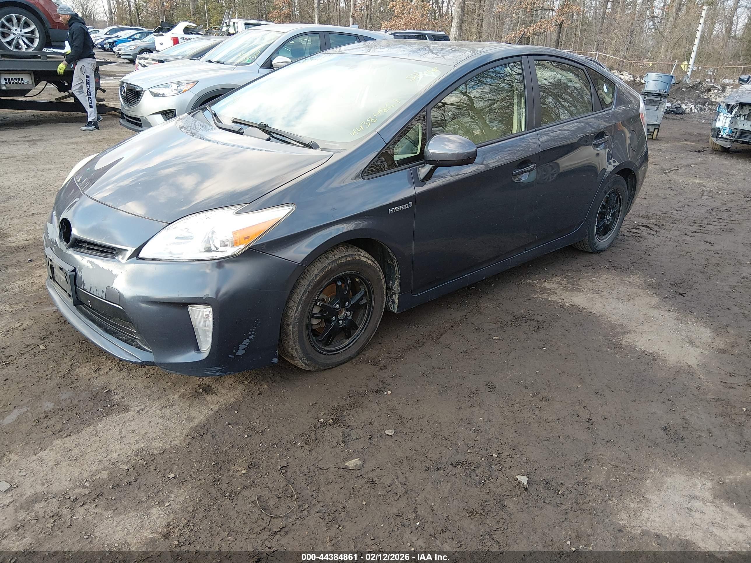 TOYOTA PRIUS image 2