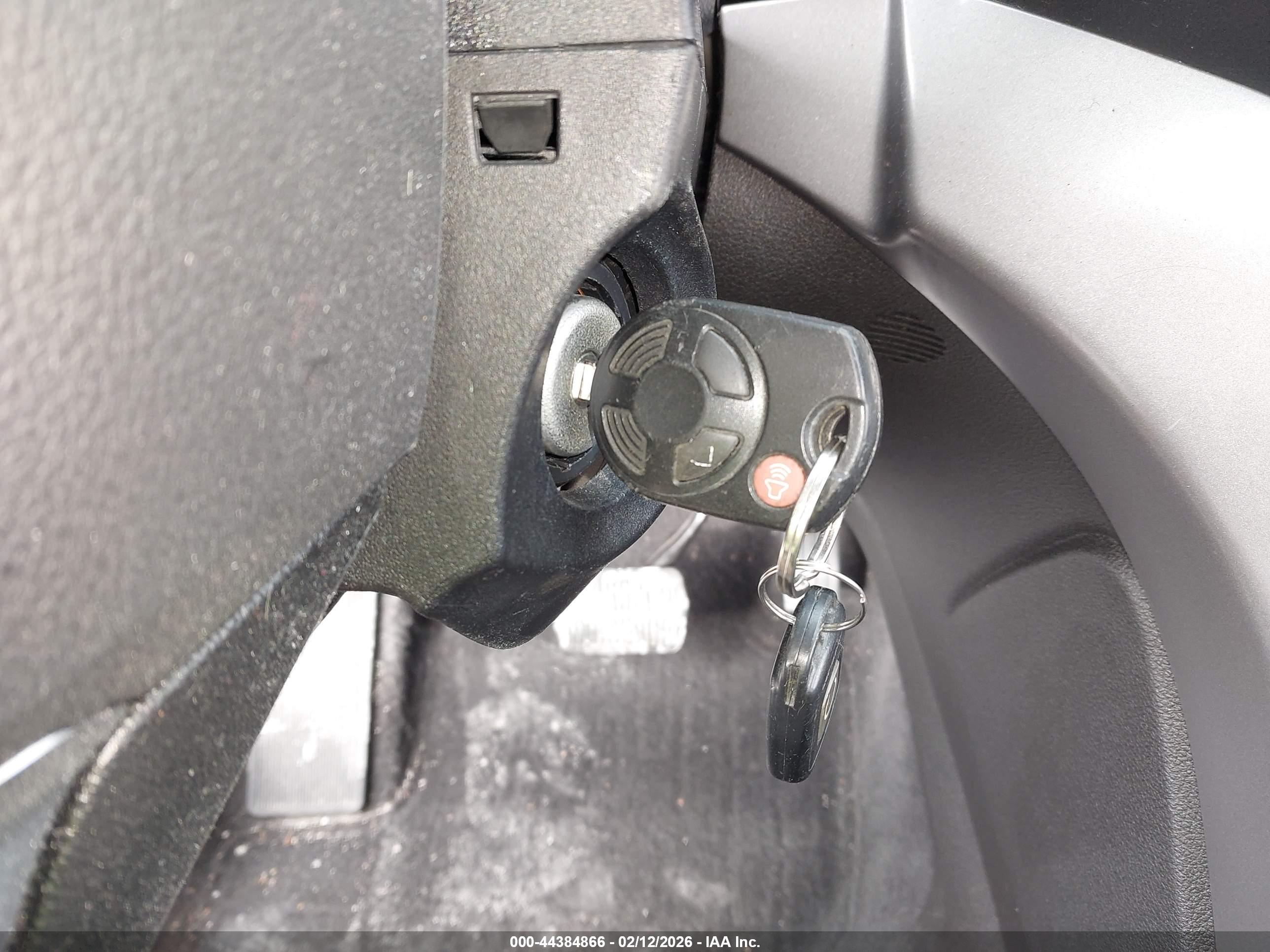 FORD ESCAPE image 11