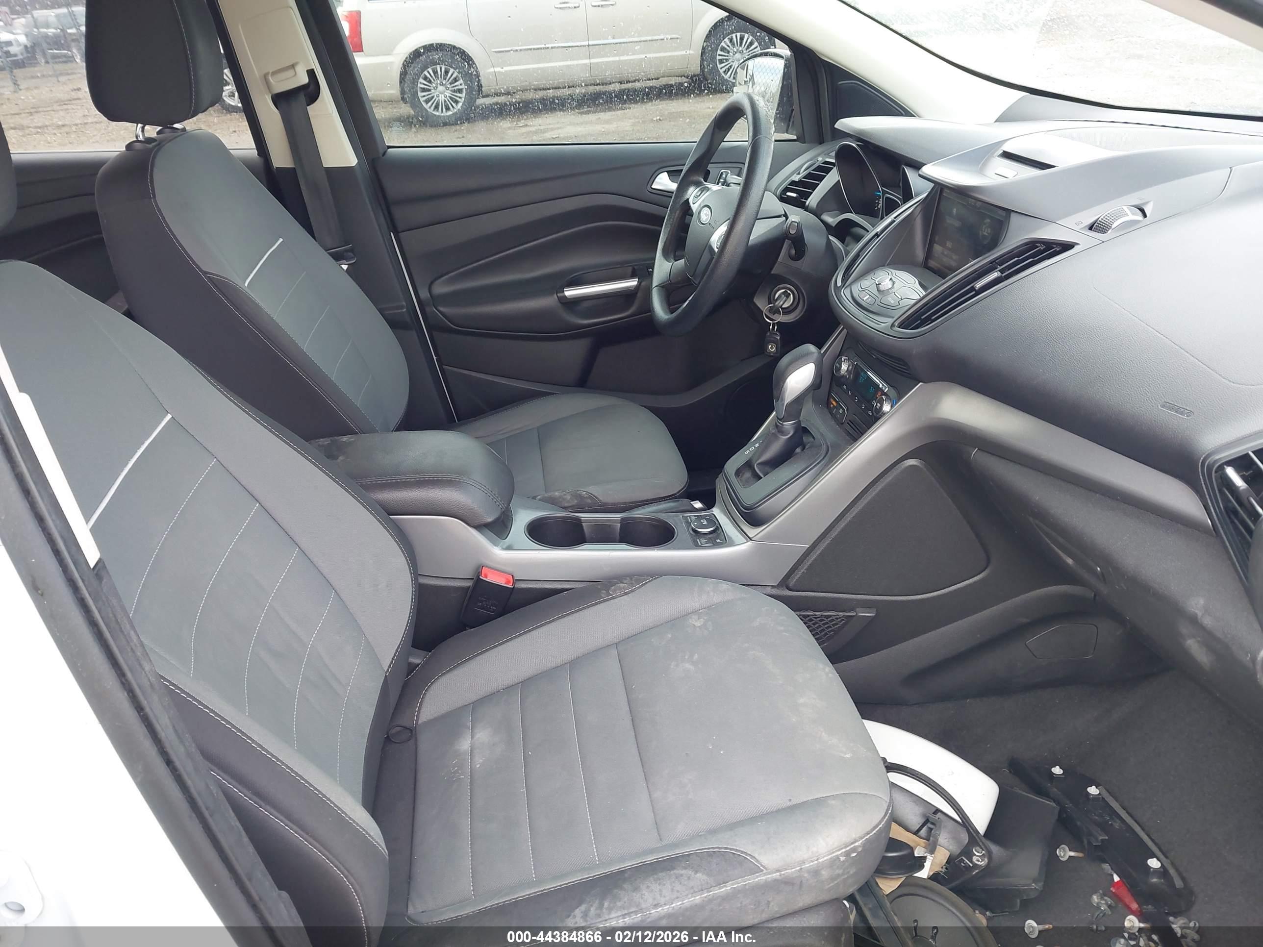 FORD ESCAPE image 5