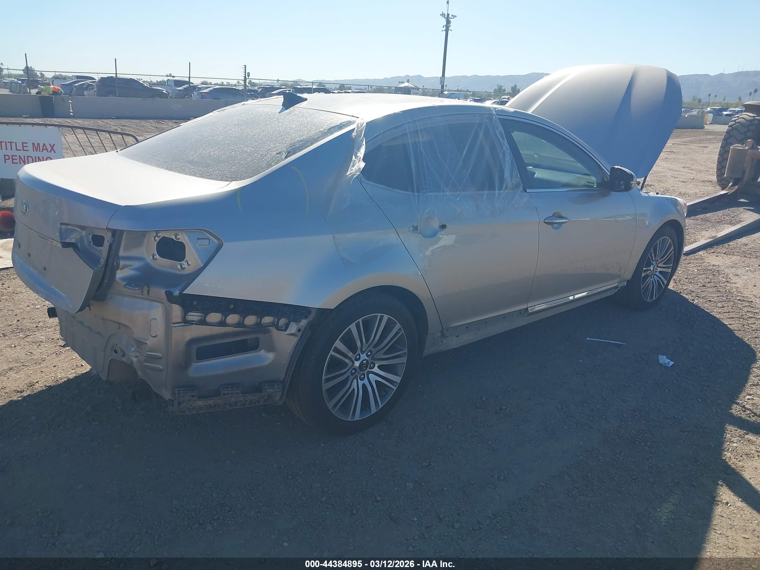 KIA CADENZA image 4