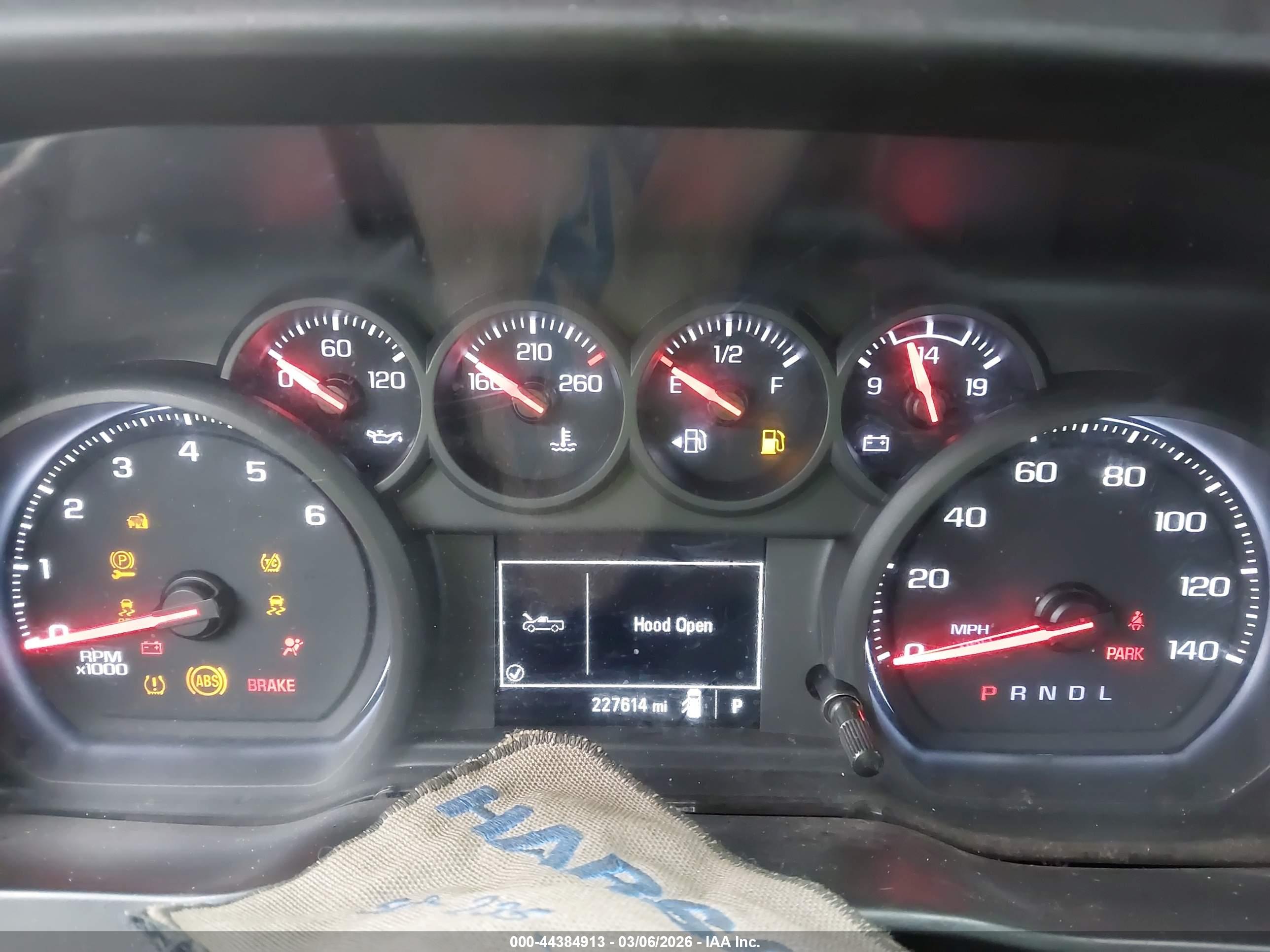 CHEVROLET SILVERADO image 7
