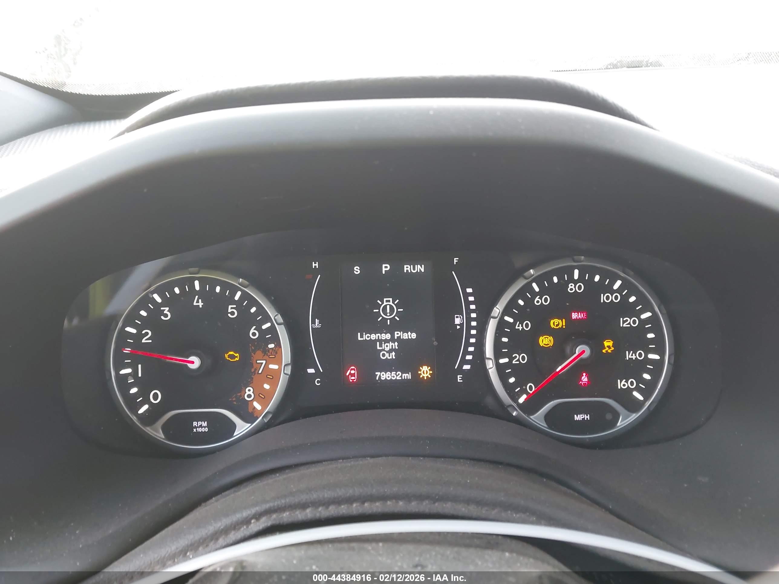 JEEP RENEGADE image 7