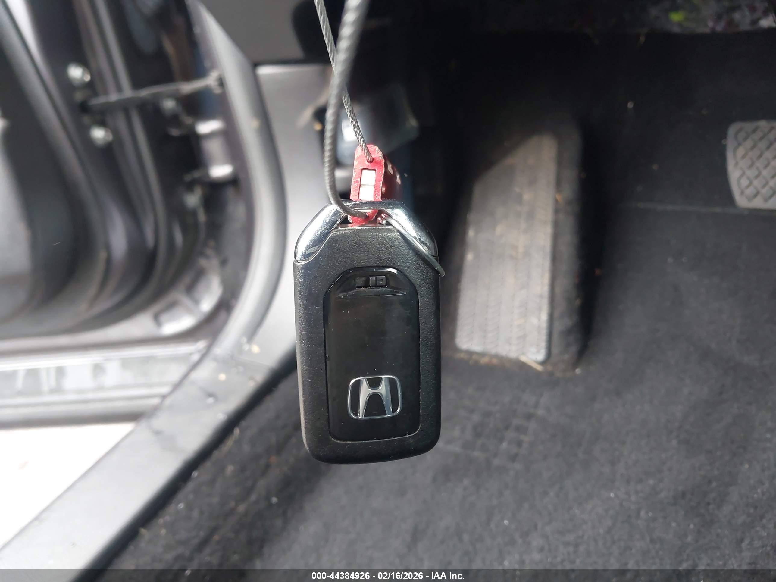 HONDA CR-V image 11