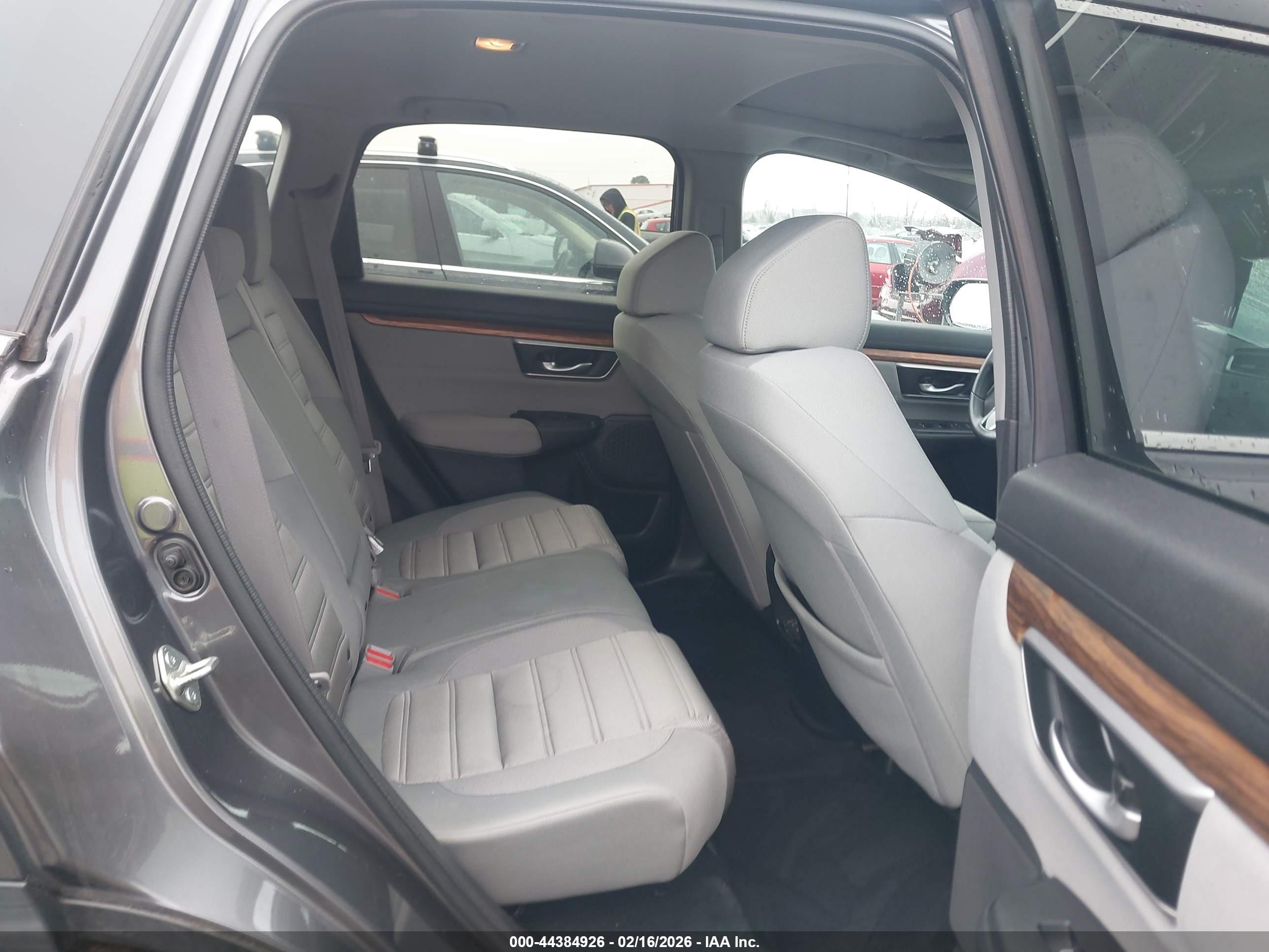 HONDA CR-V image 8