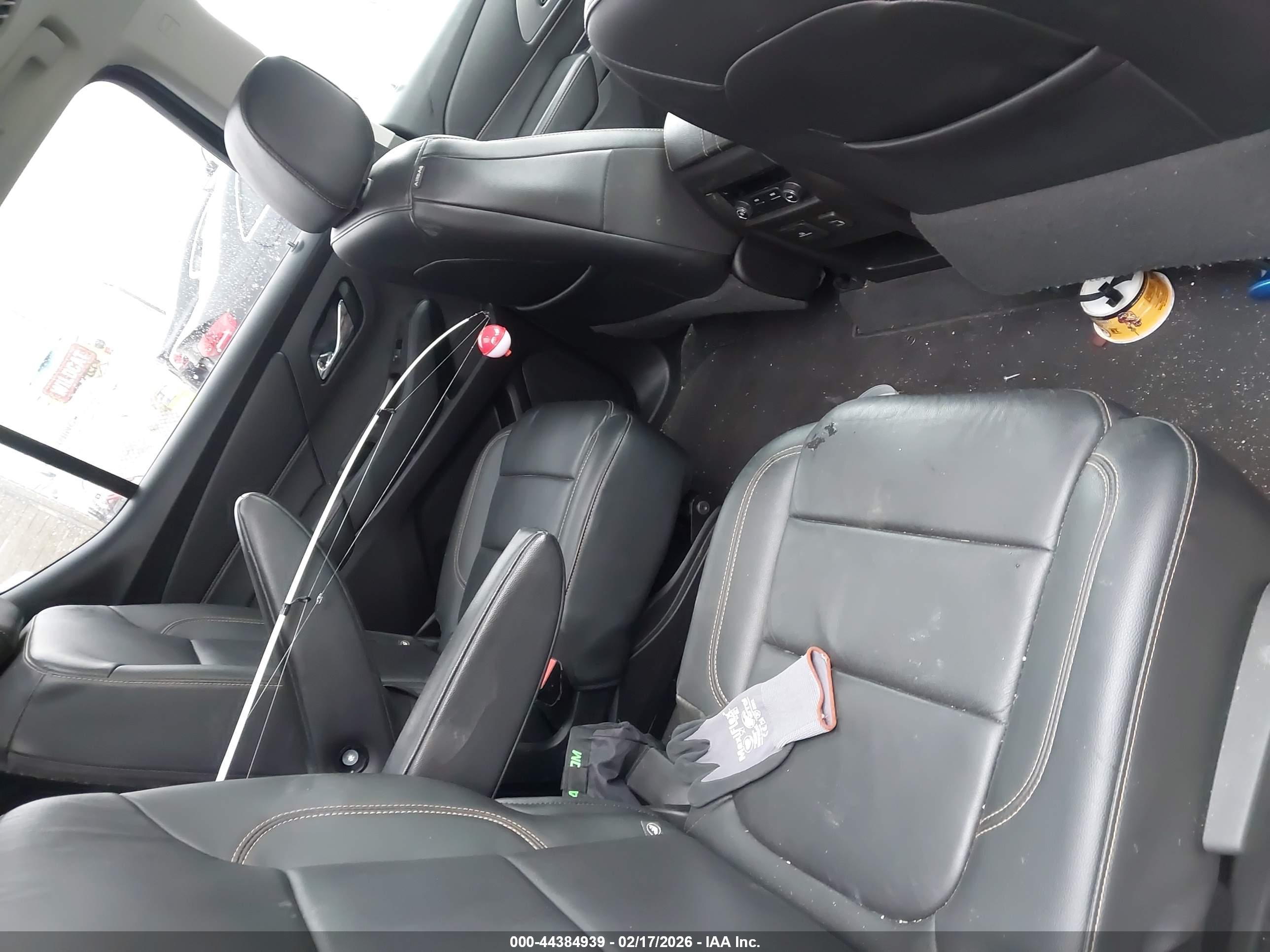 CHEVROLET TRAVERSE image 8