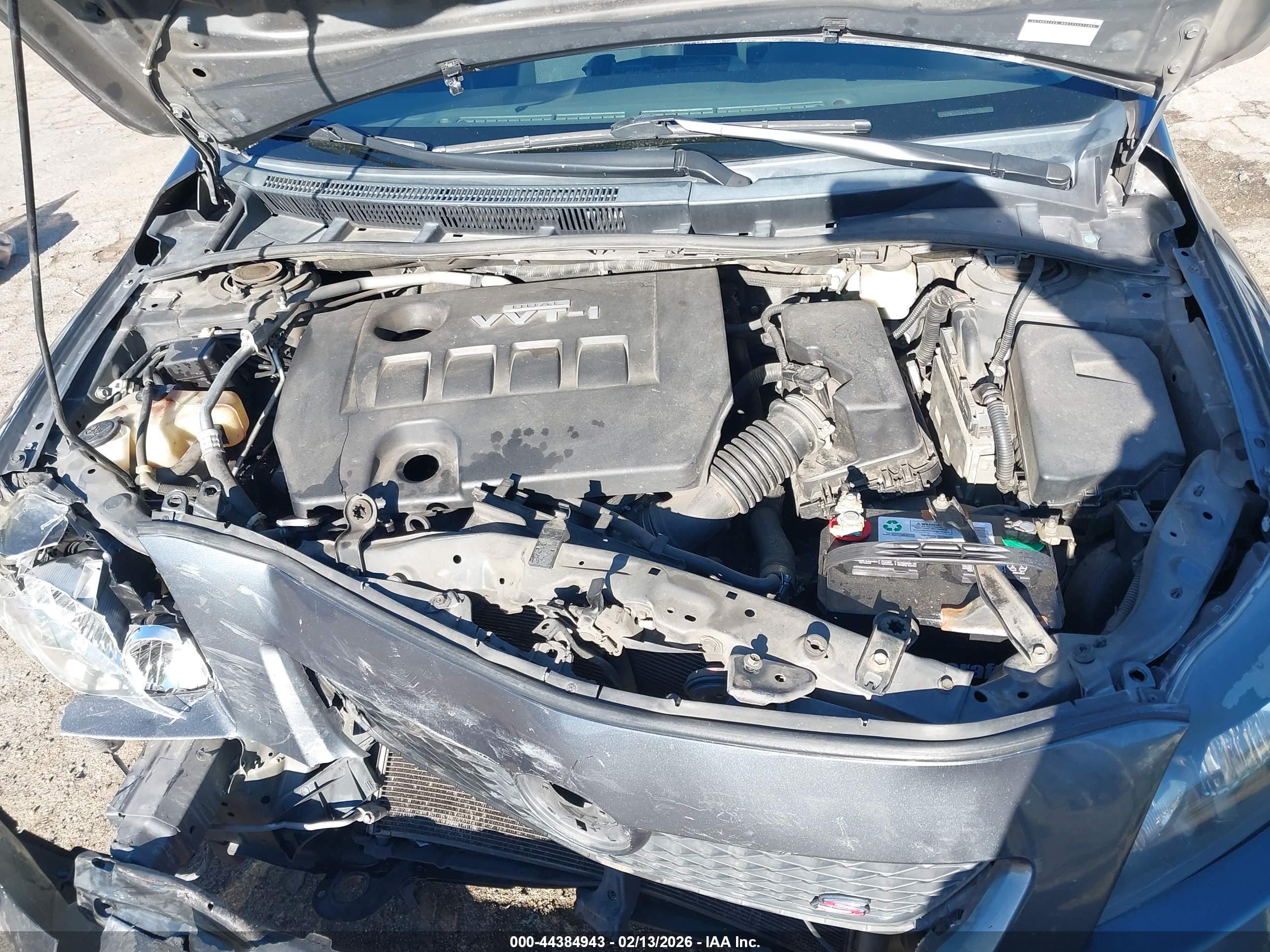 TOYOTA COROLLA image 10