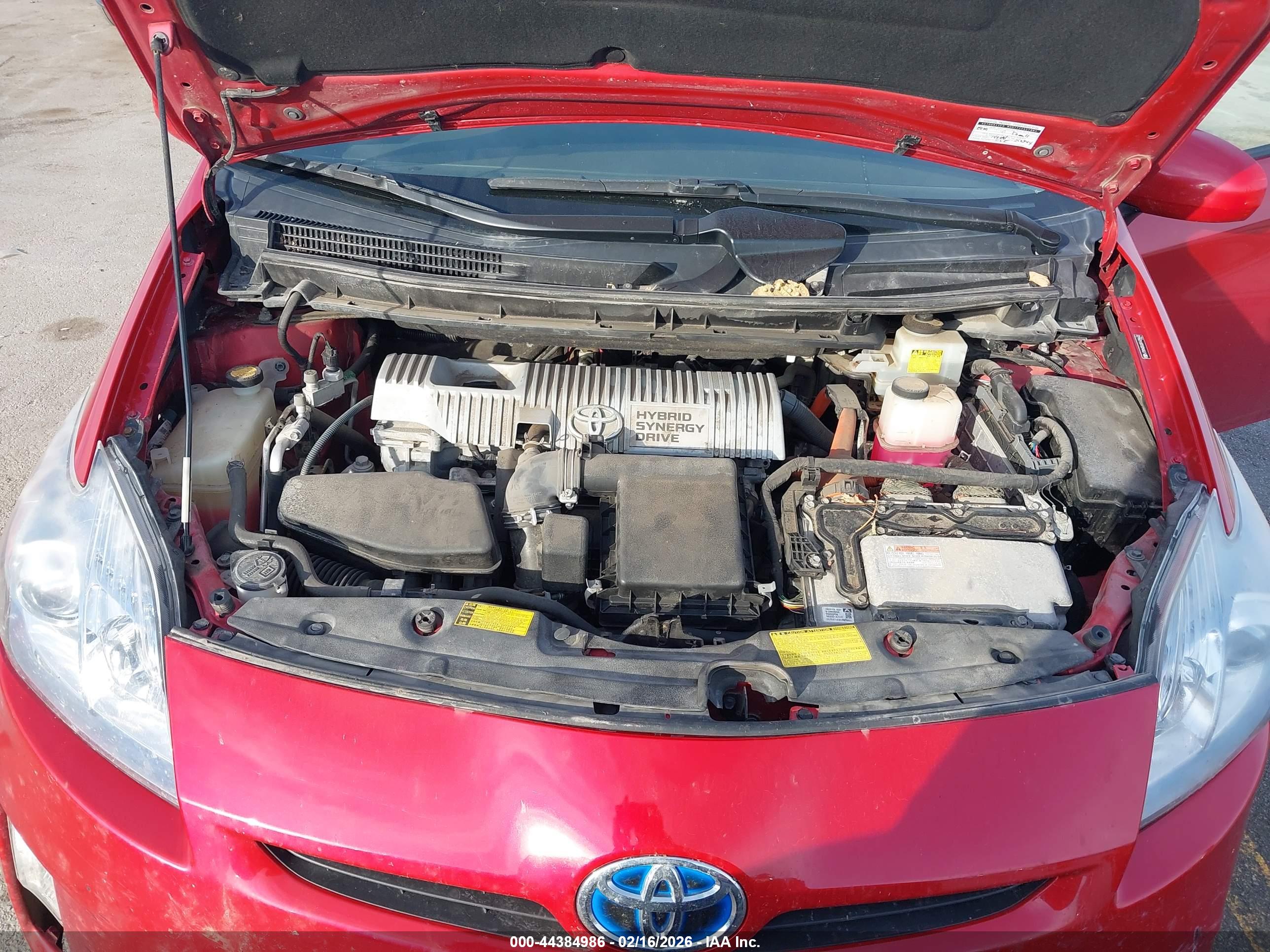 TOYOTA PRIUS image 10