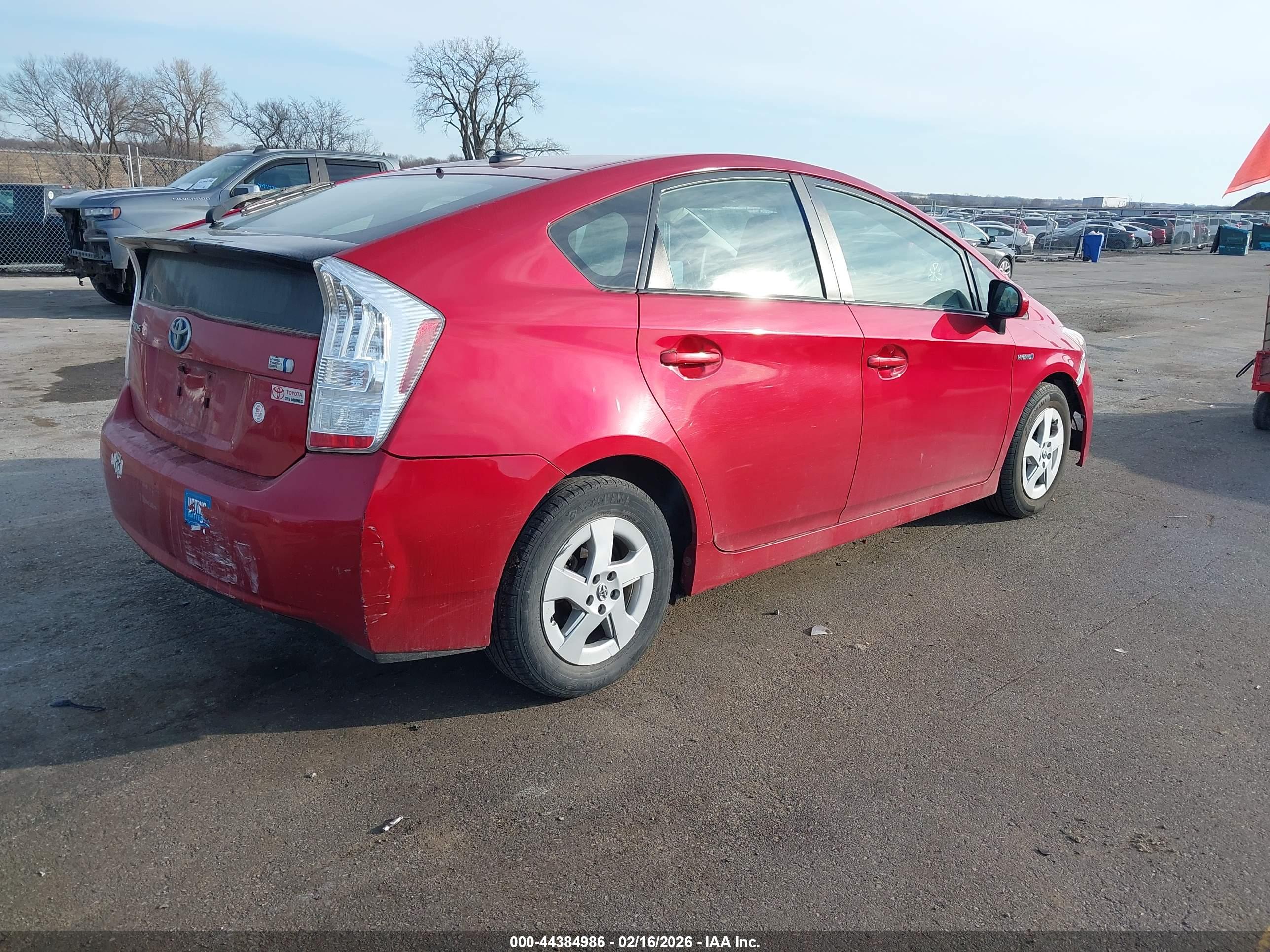 TOYOTA PRIUS image 4