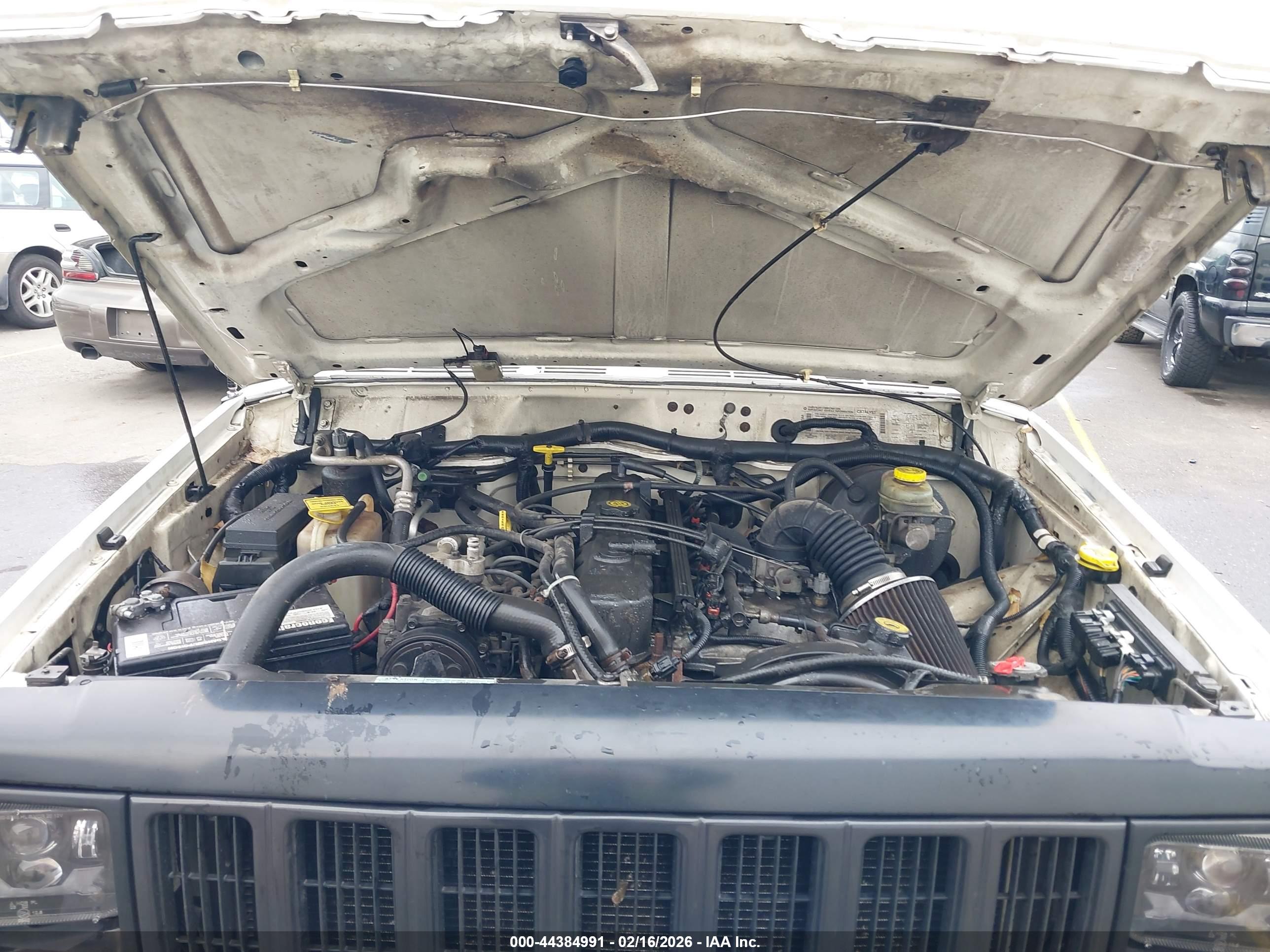 JEEP CHEROKEE image 10