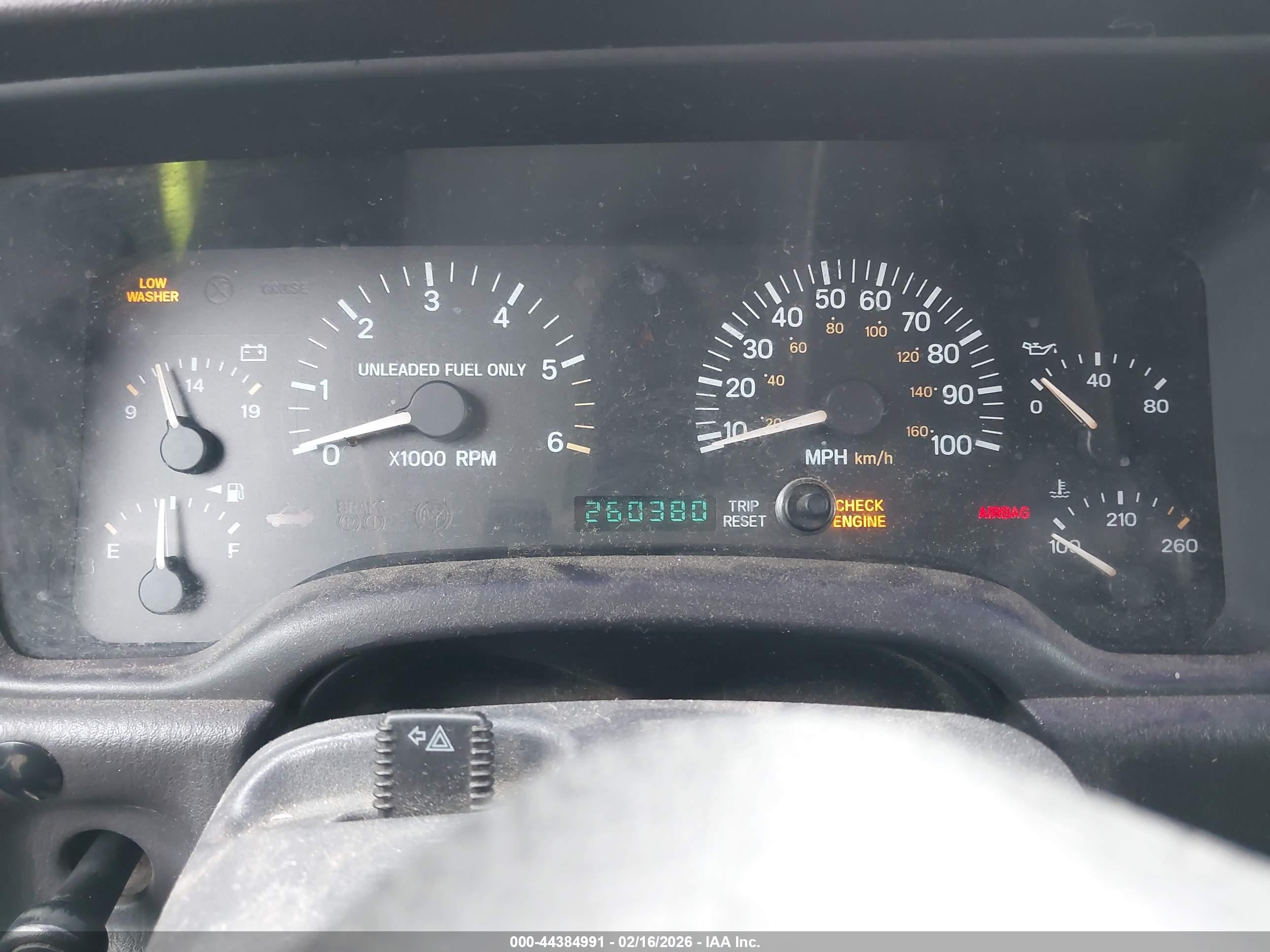 JEEP CHEROKEE image 7